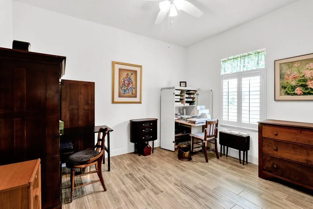 3677 LOBLOLLY SQ