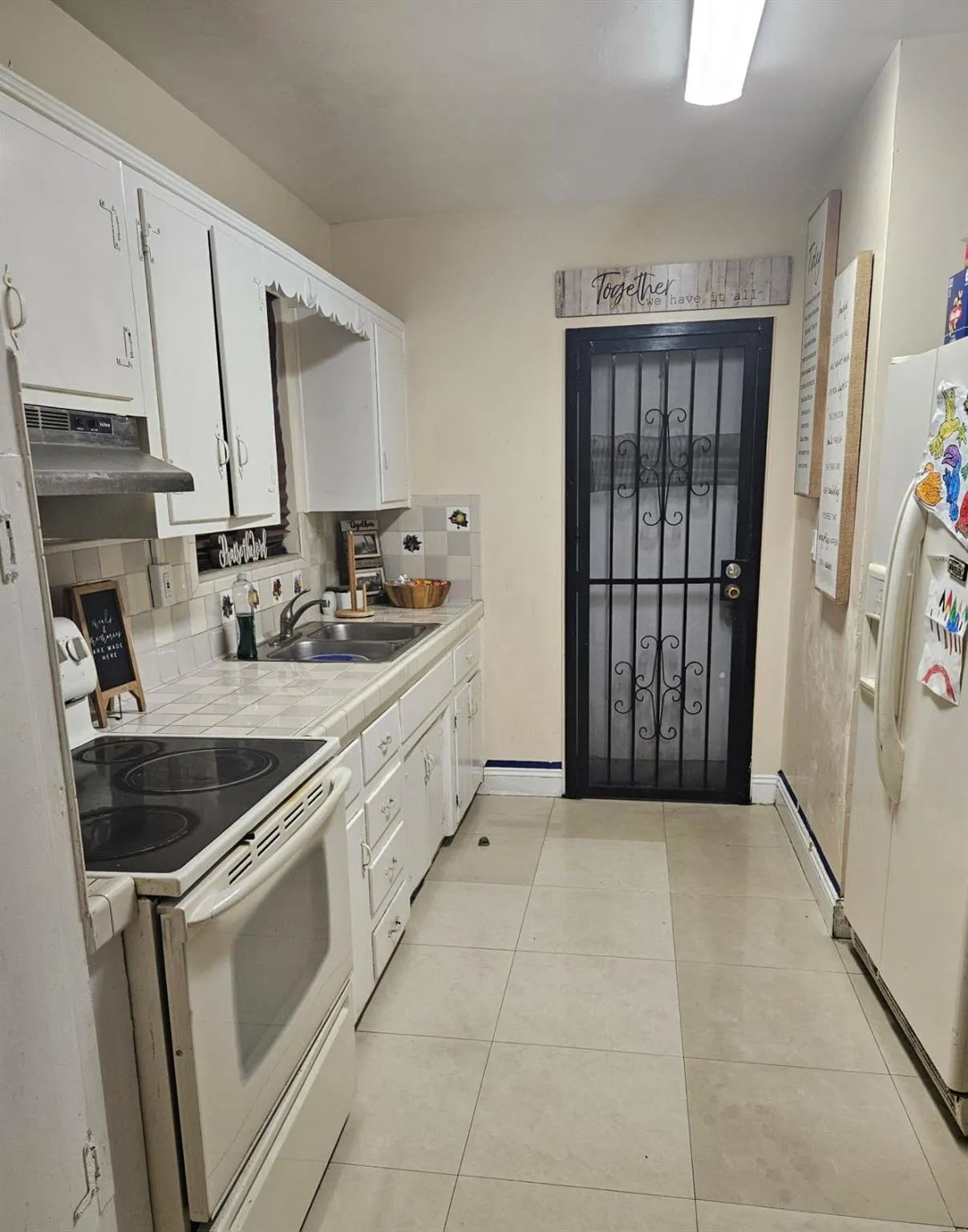 30 NW 189th St