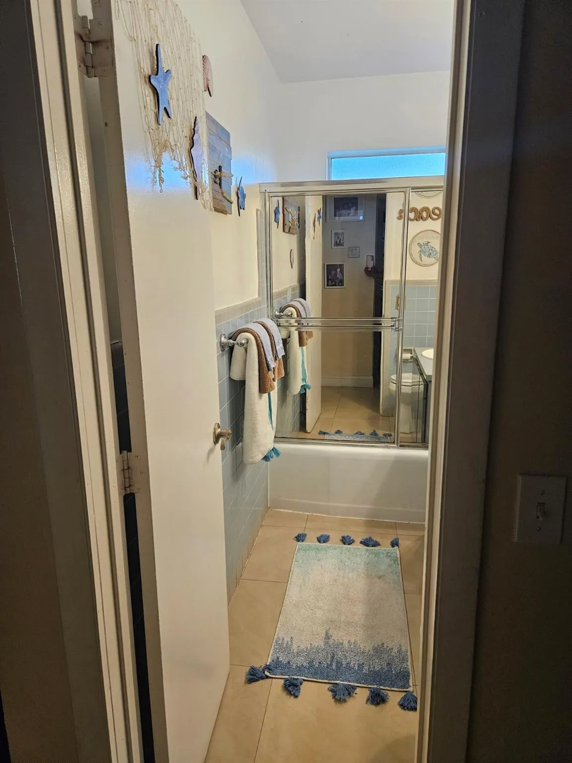 30 NW 189th St
