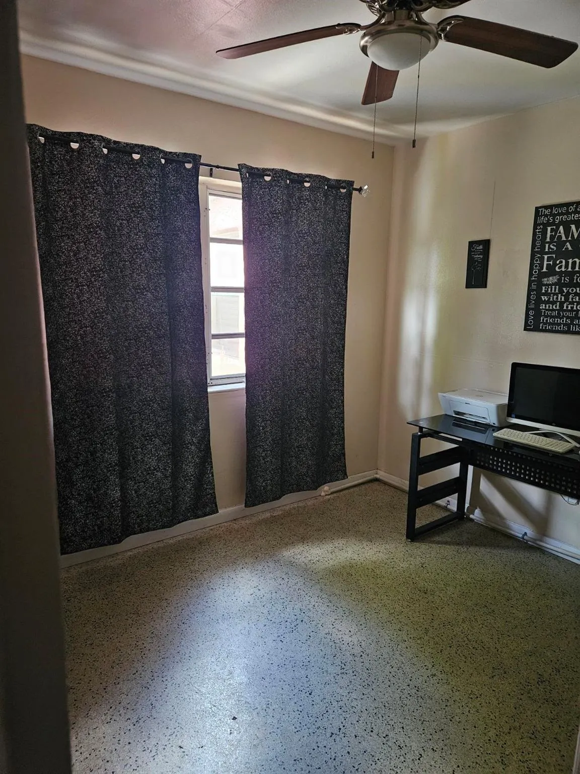 30 NW 189th St