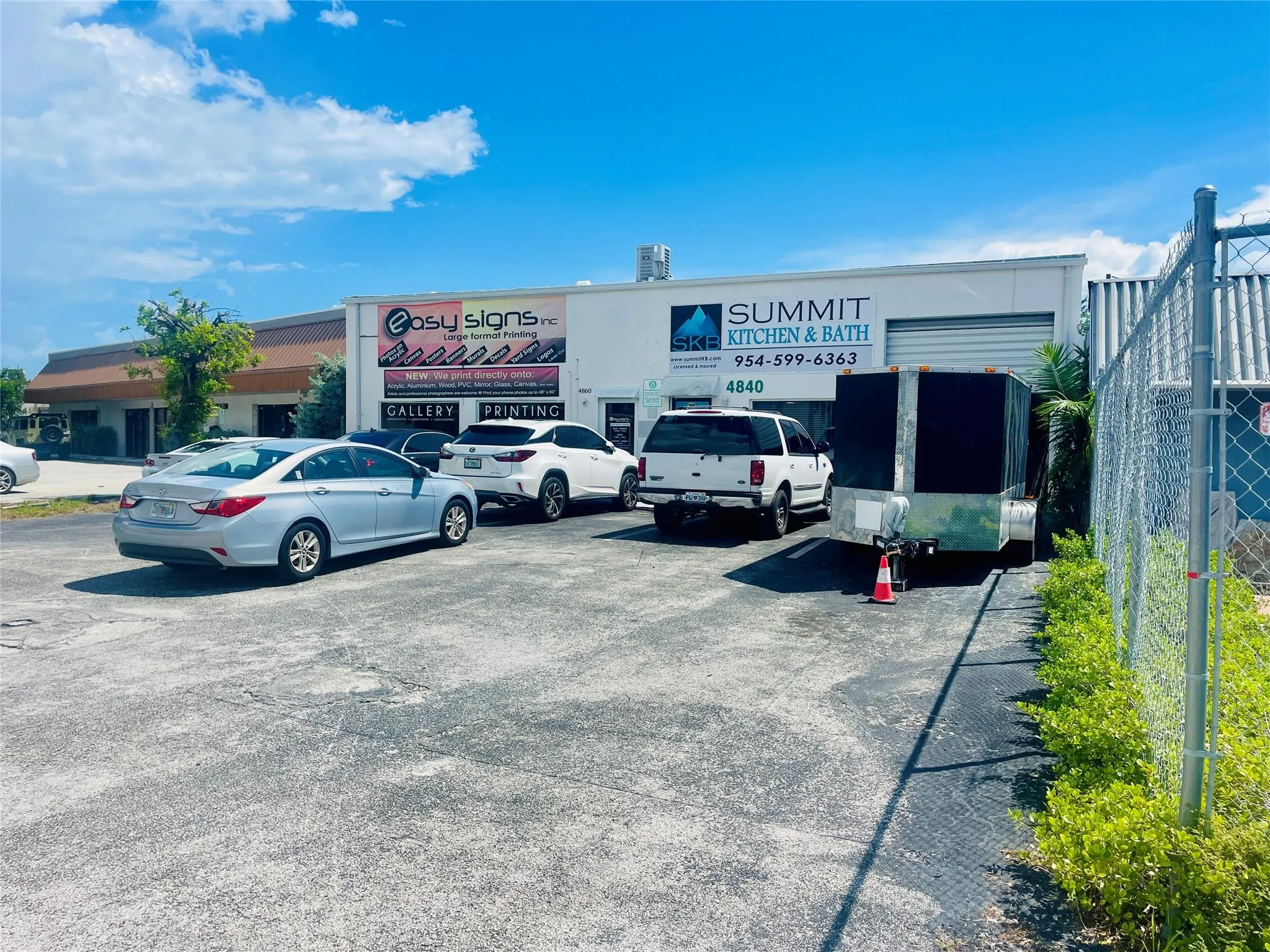 4840 N Dixie Hwy