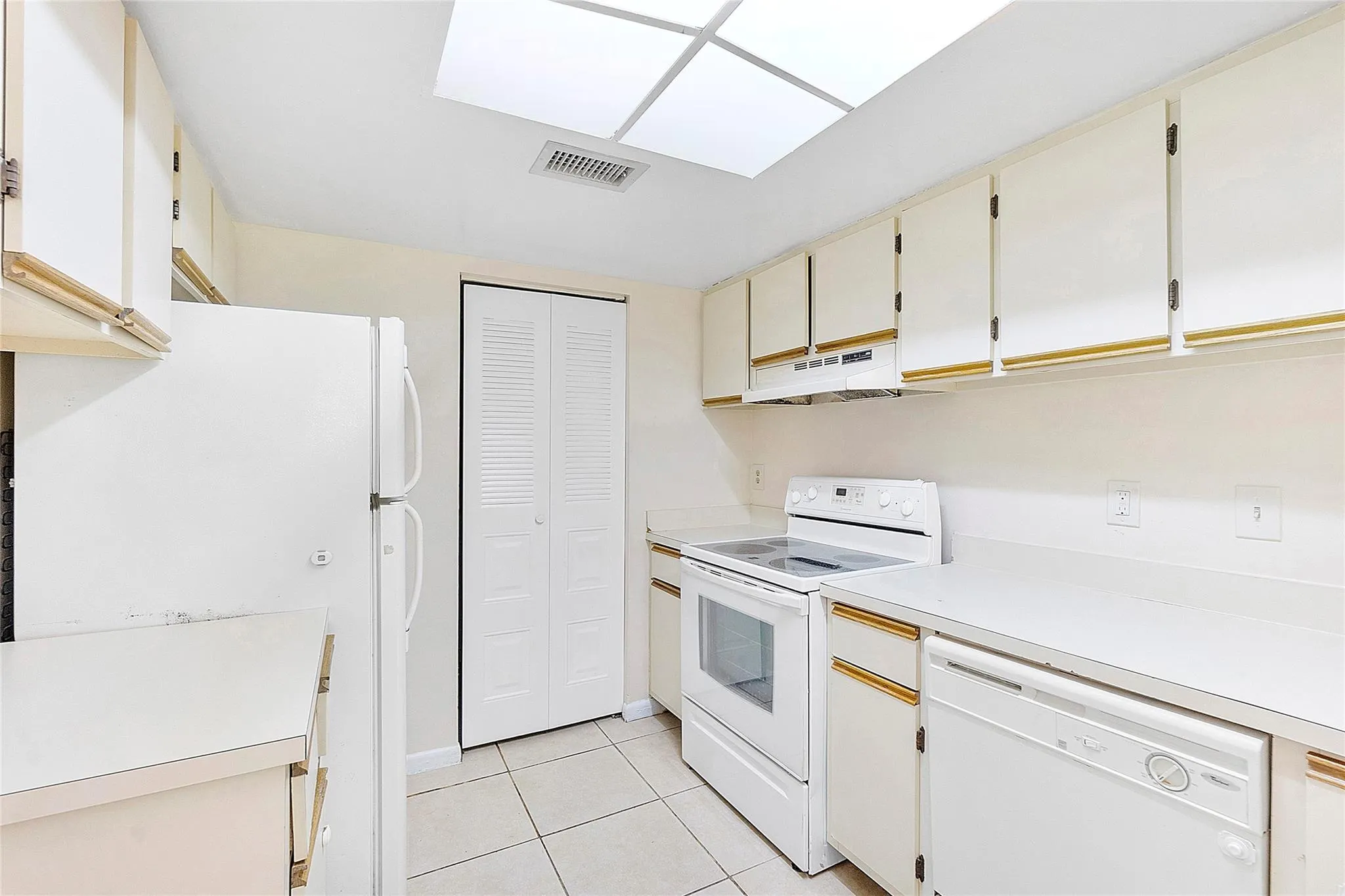 9188 W Atlantic Blvd, #1513