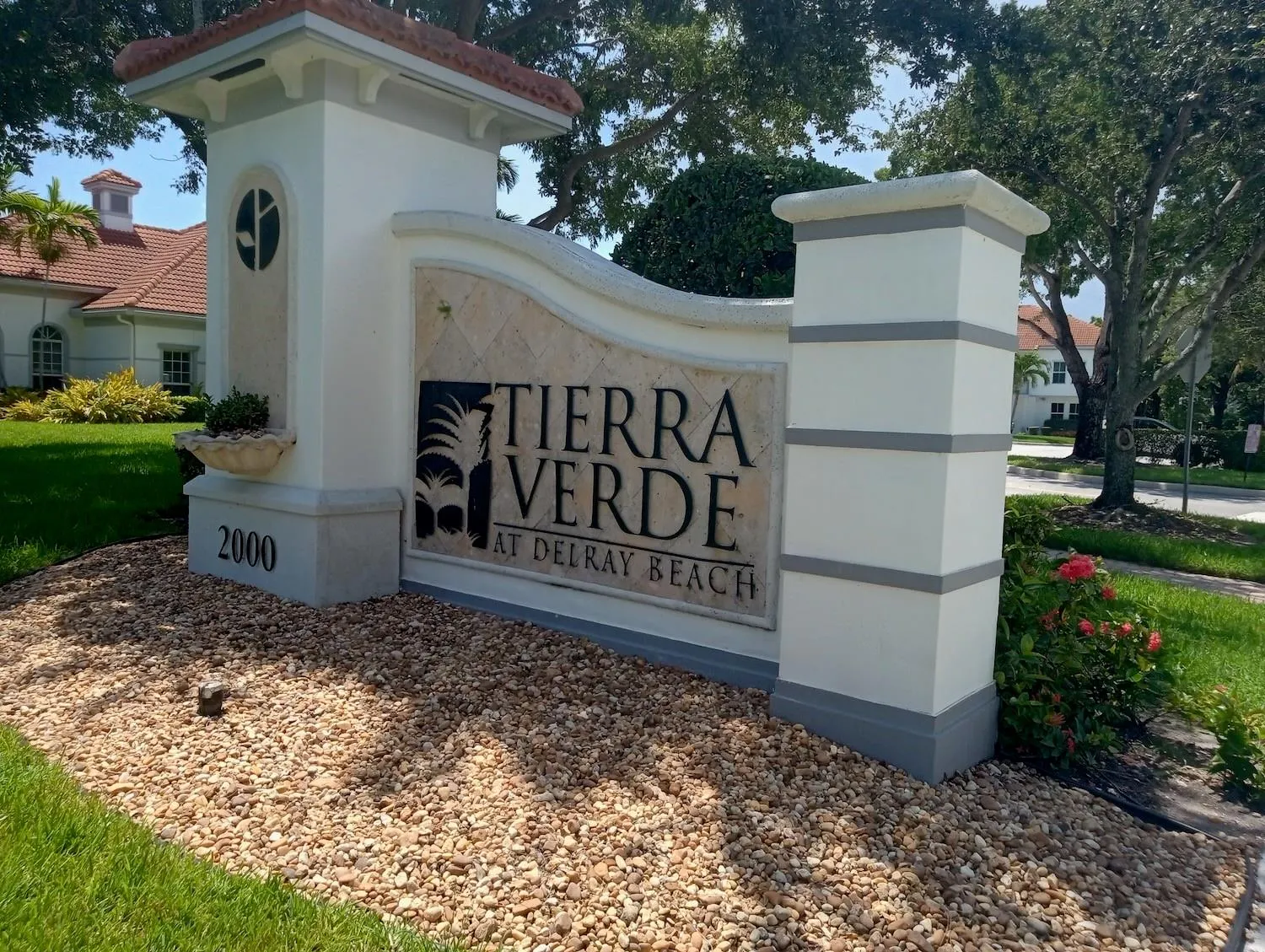 2018 Alta Meadows Ln, #407