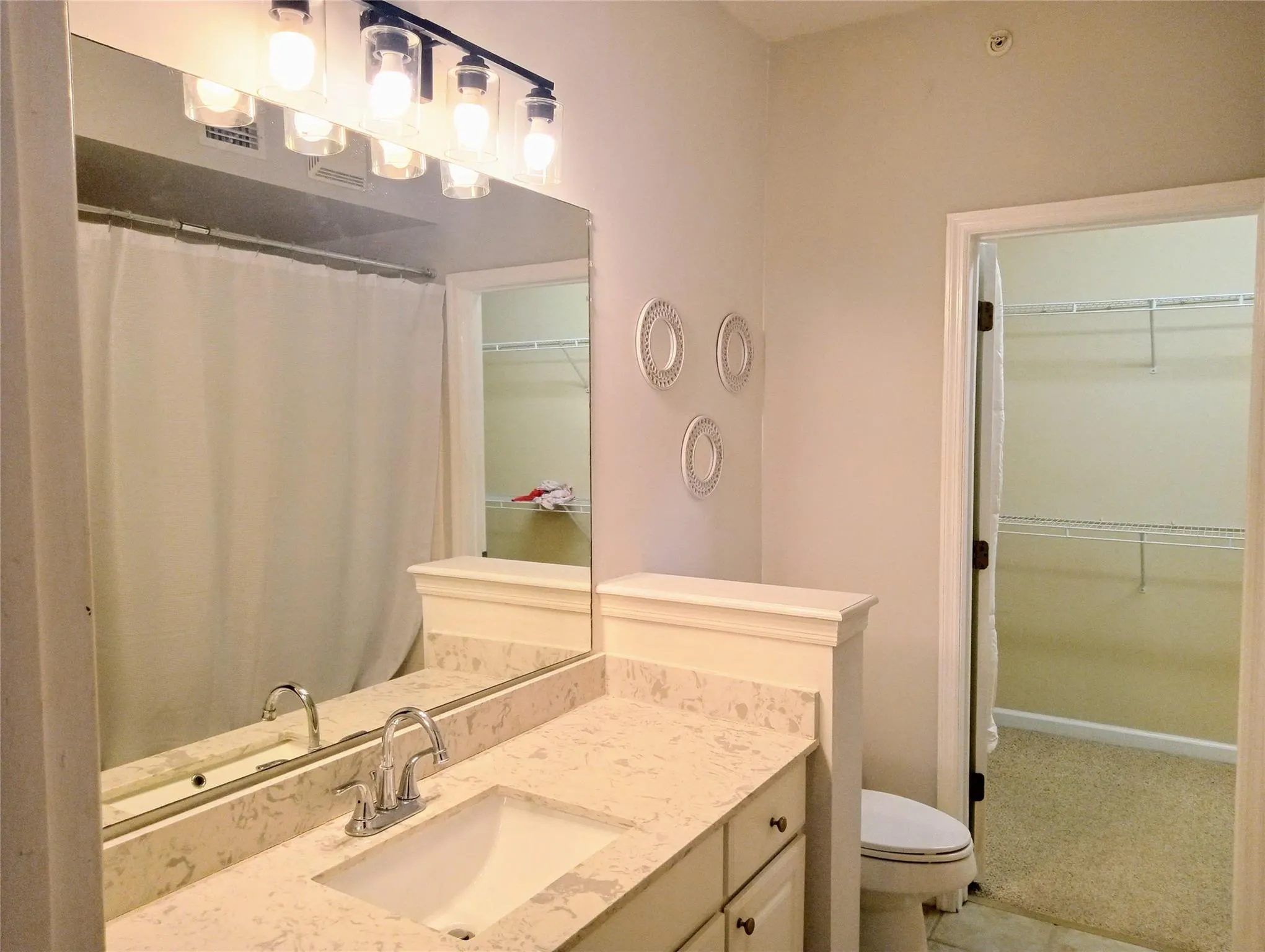 2018 Alta Meadows Ln, #407