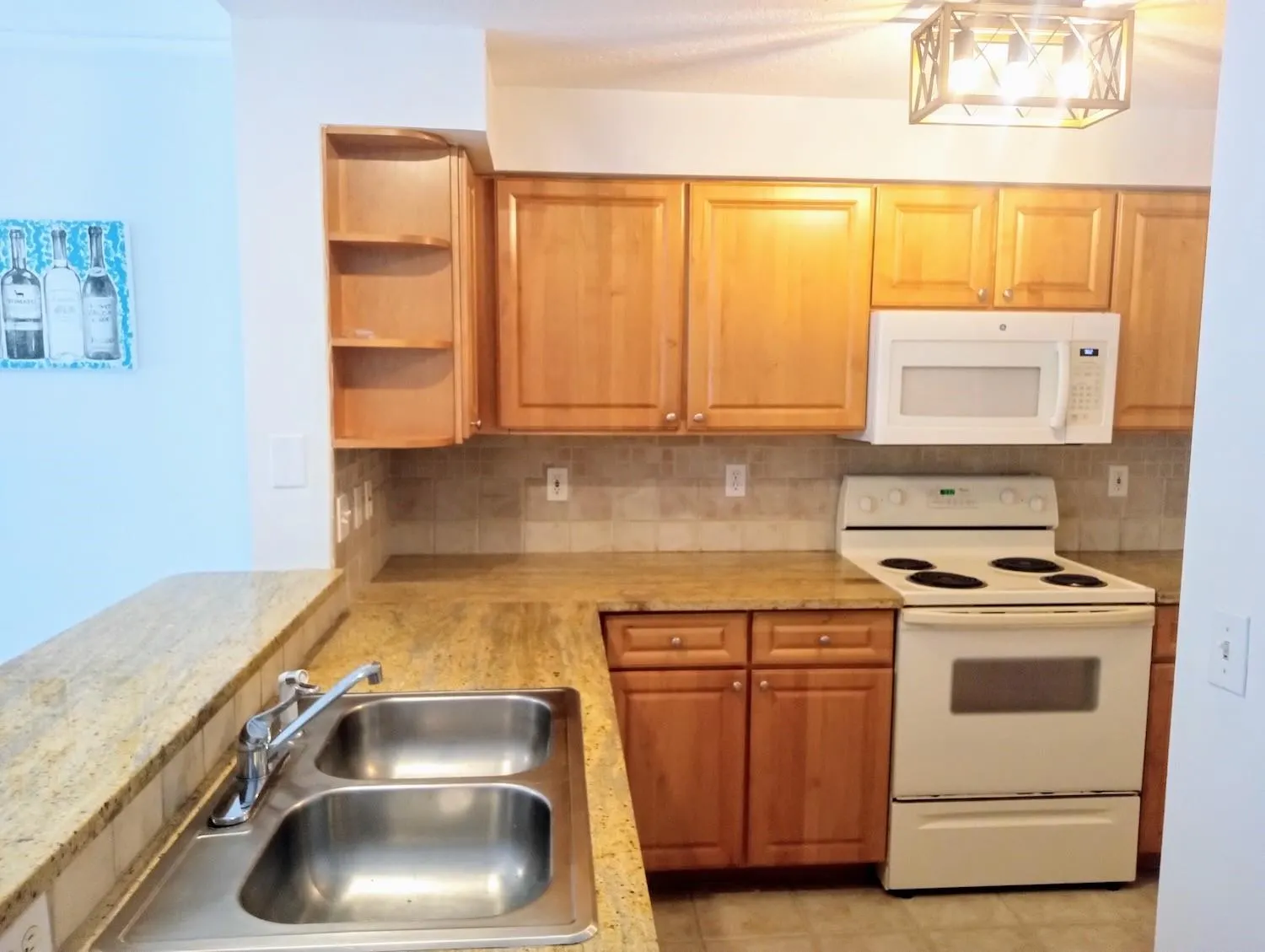 2018 Alta Meadows Ln, #407
