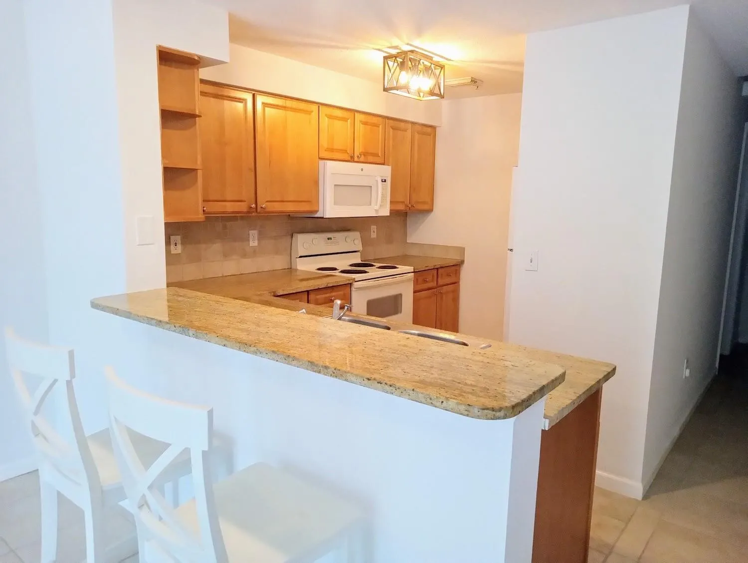 2018 Alta Meadows Ln, #407