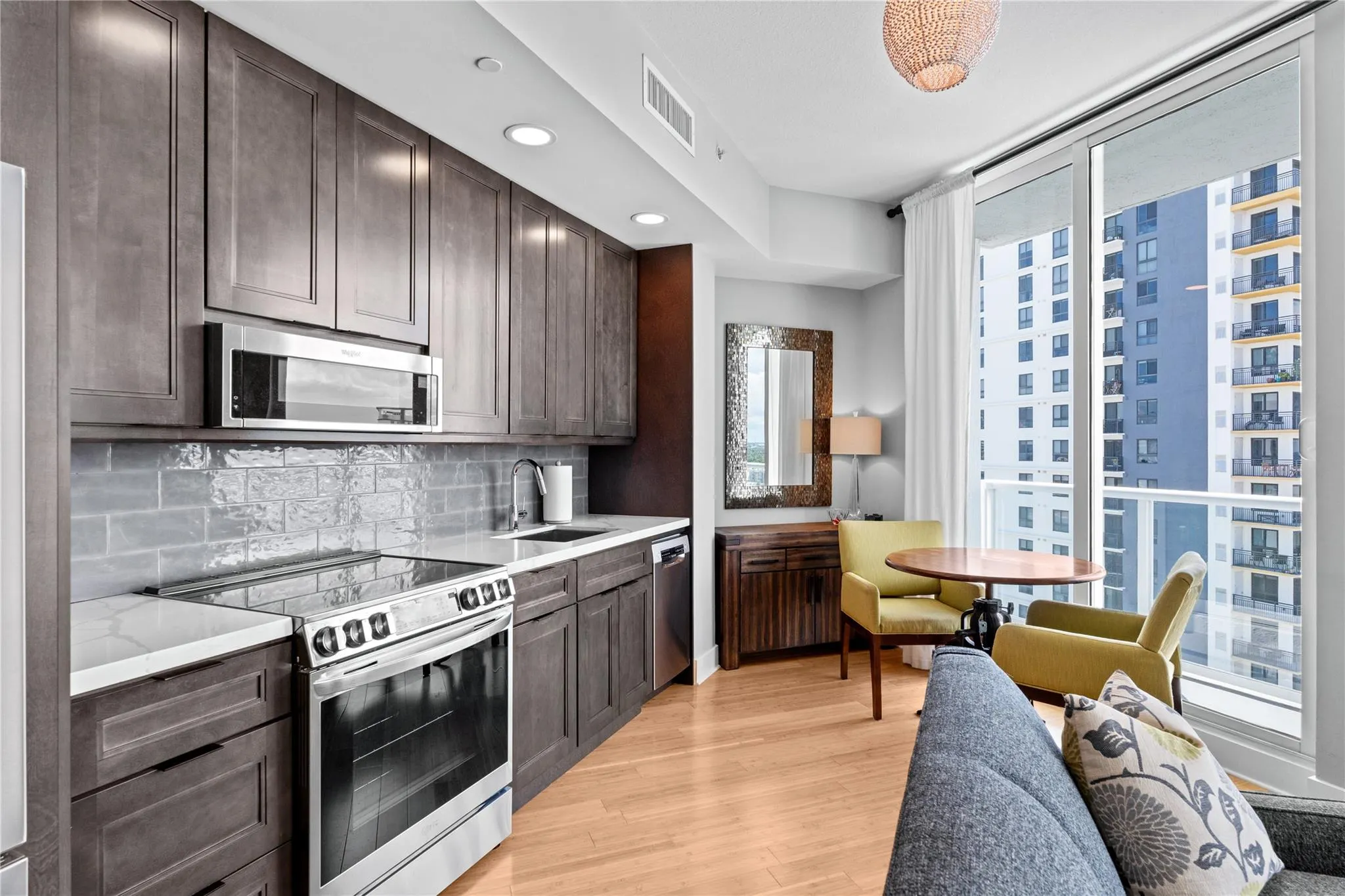 315 NE 3rd Ave, #1802