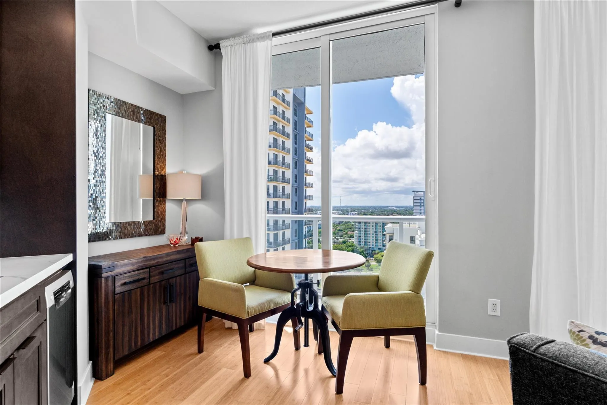 315 NE 3rd Ave, #1802