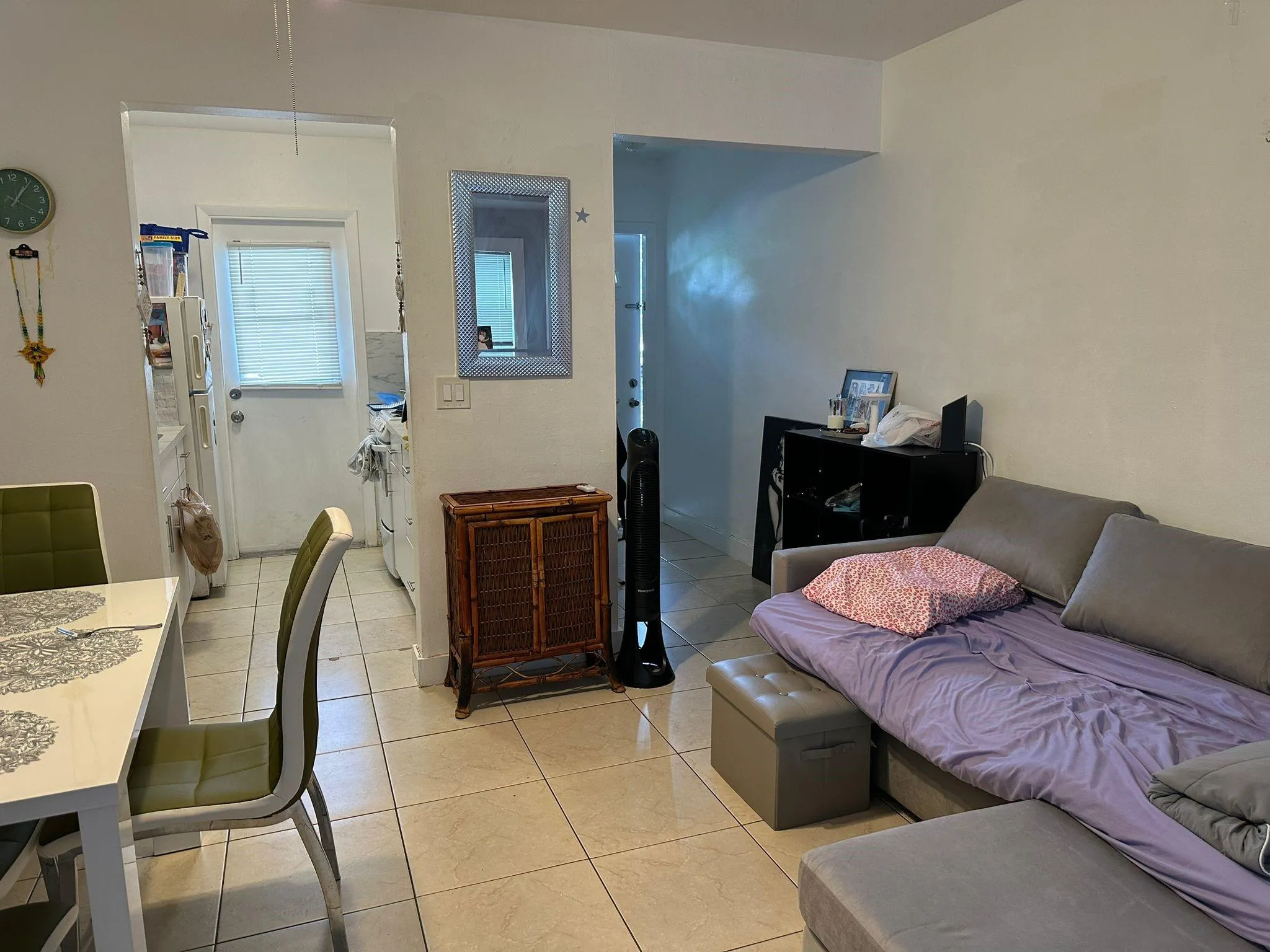 101 SE 9th St