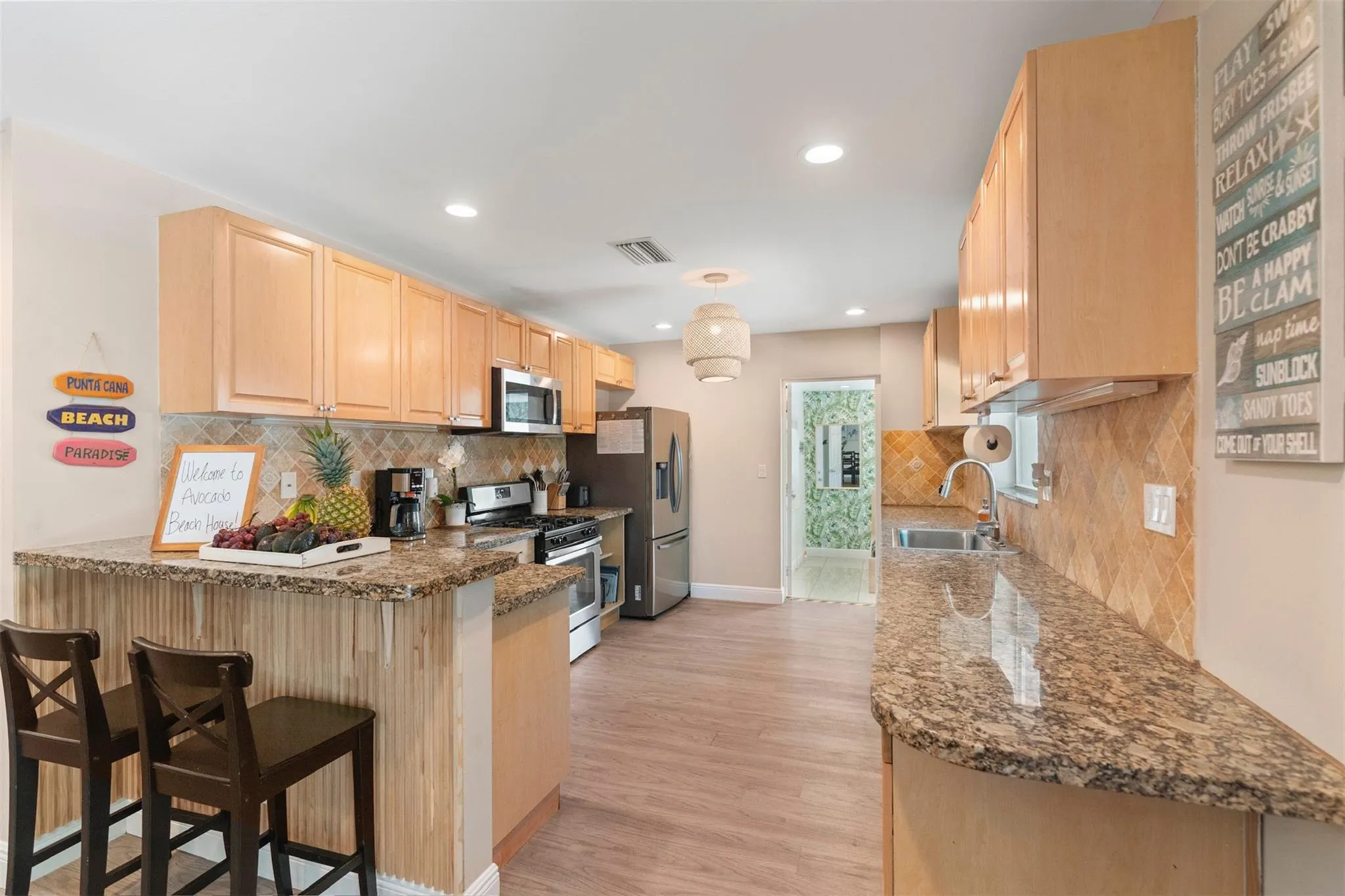 1605 Nanette Ct