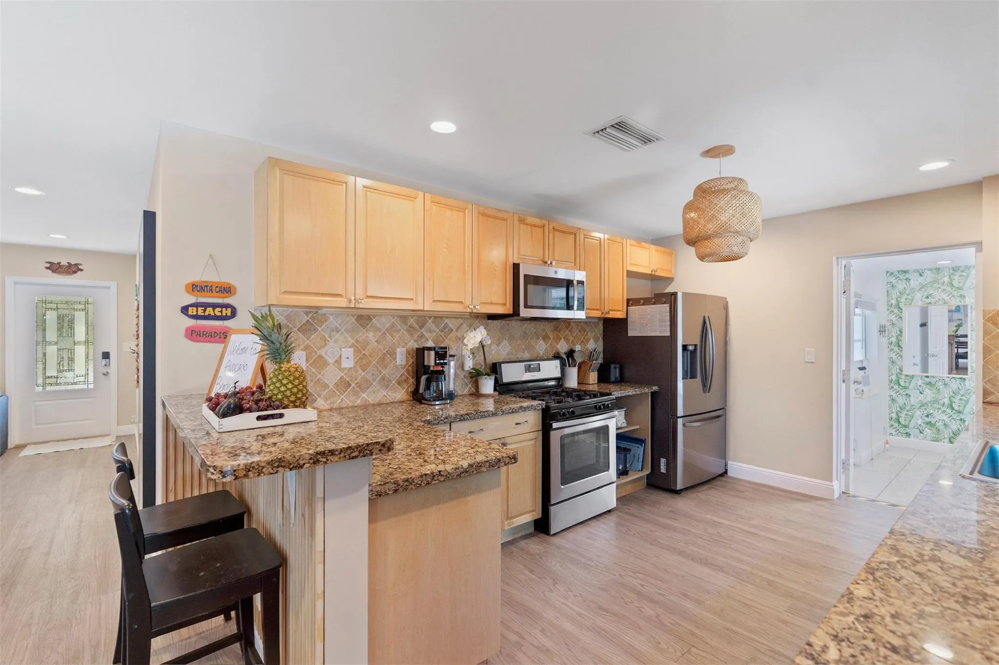1605 Nanette Ct