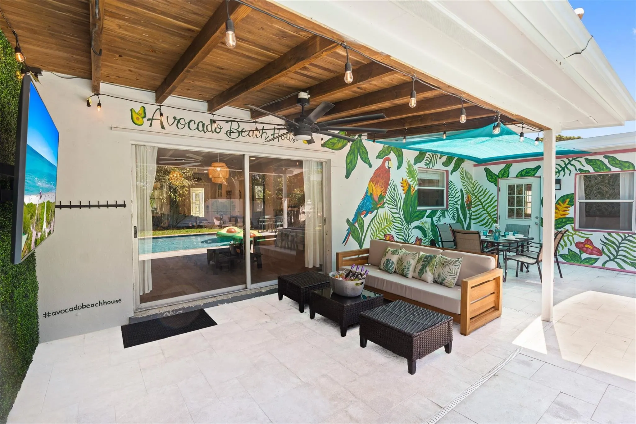 1605 Nanette Ct