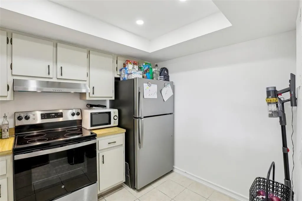 5570 NW 44th St, #510A