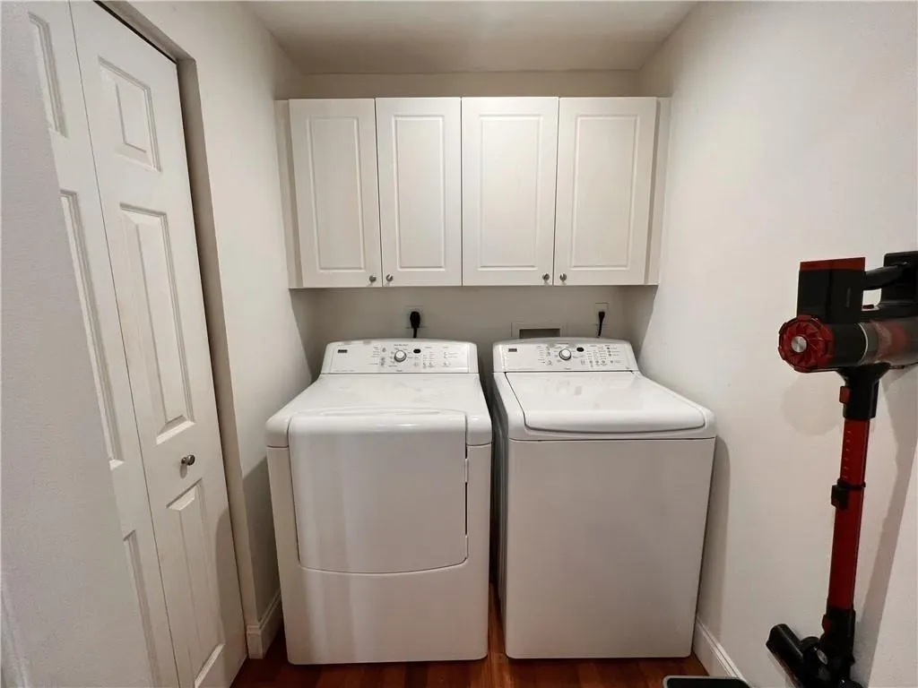 100 S Birch Rd, #1403