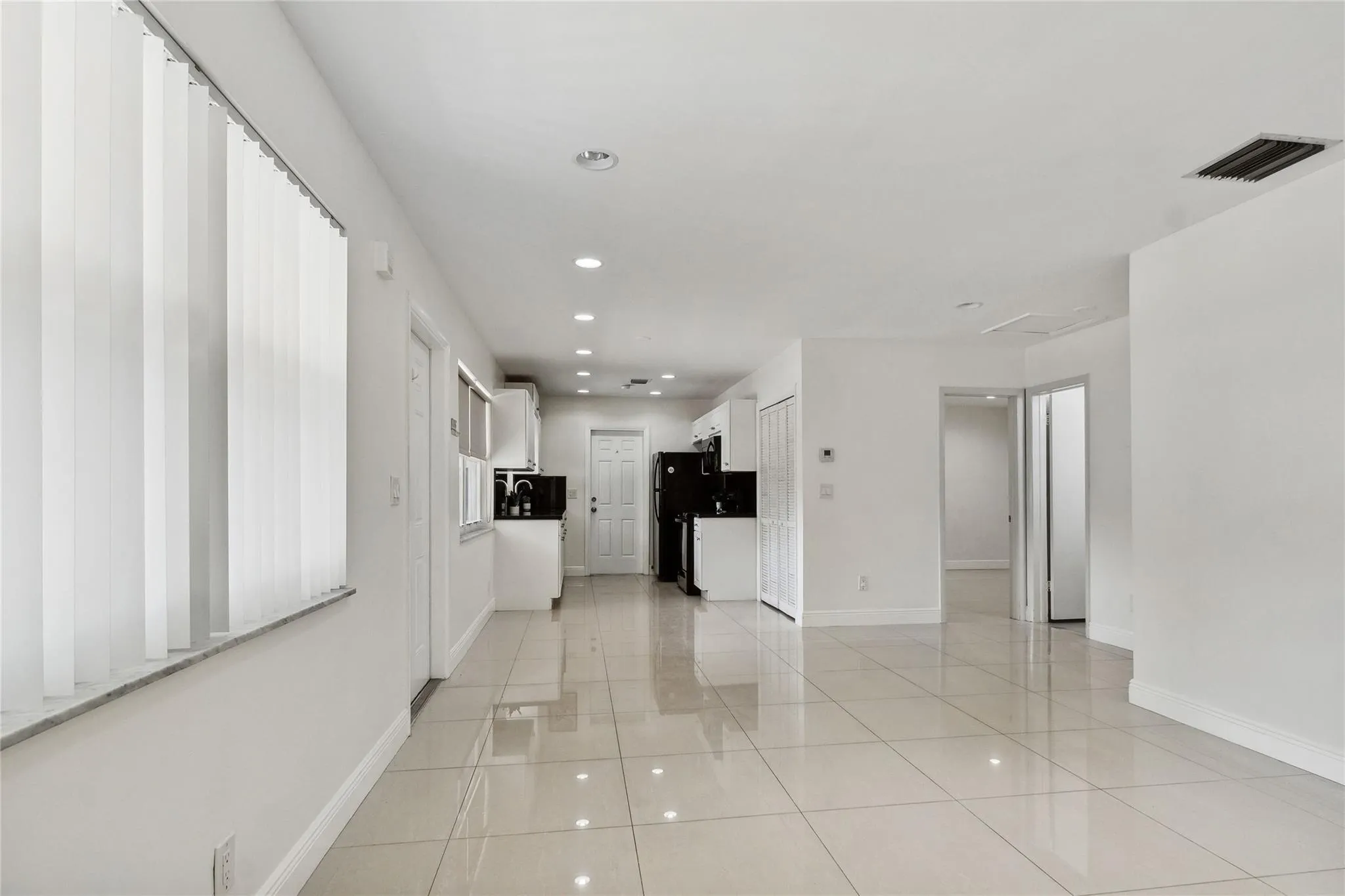 3501 Van Buren St, #15