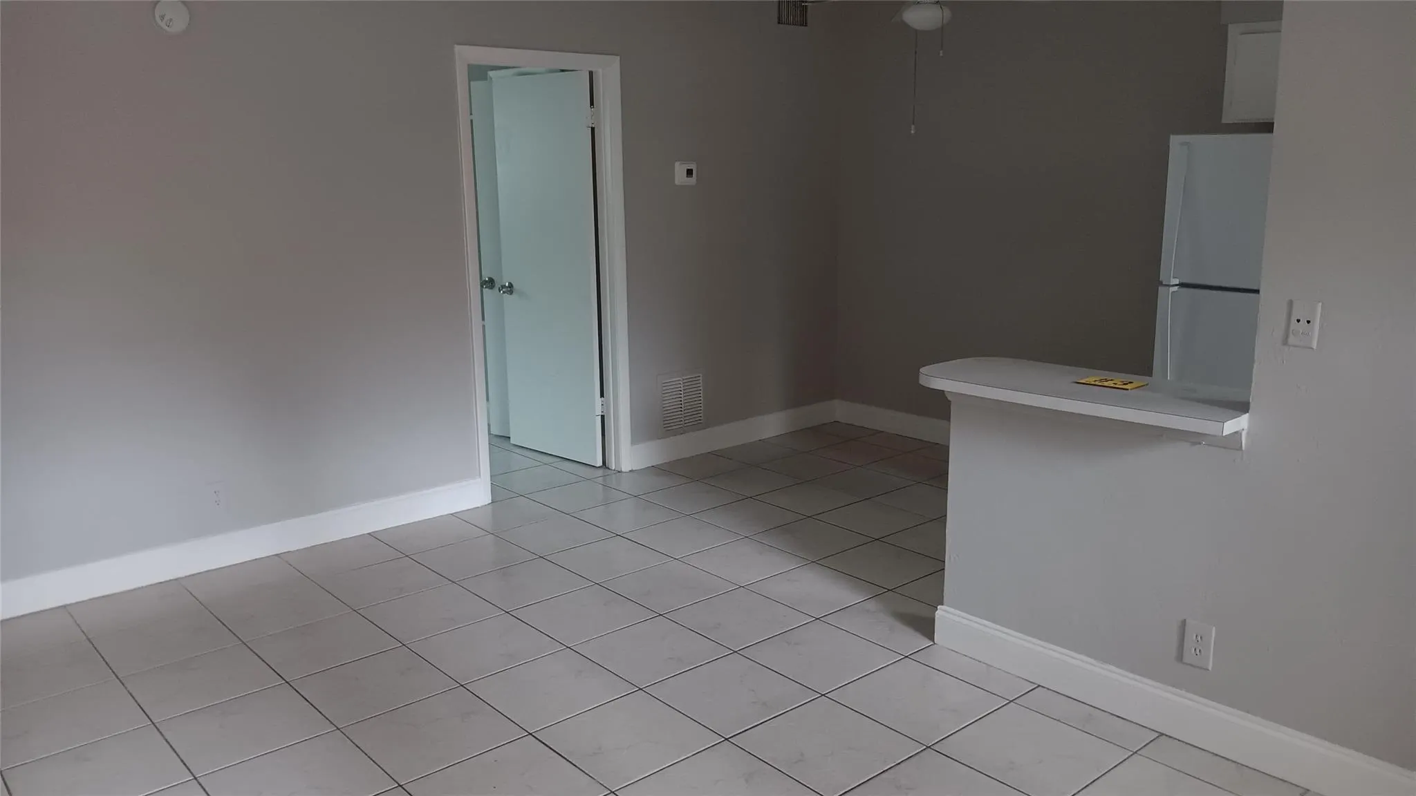 2121 N ocean, #3