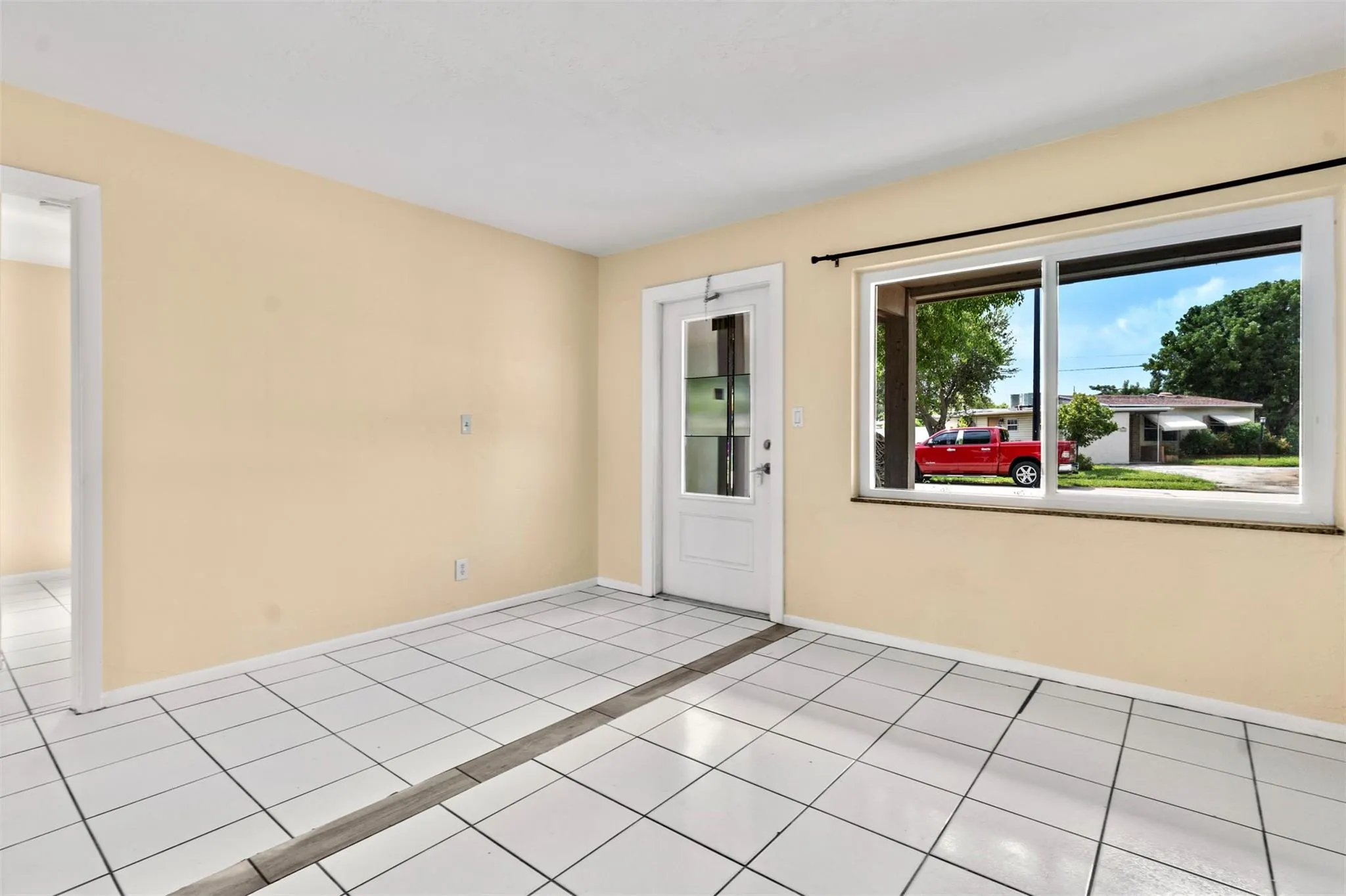 1415 NE 25th St
