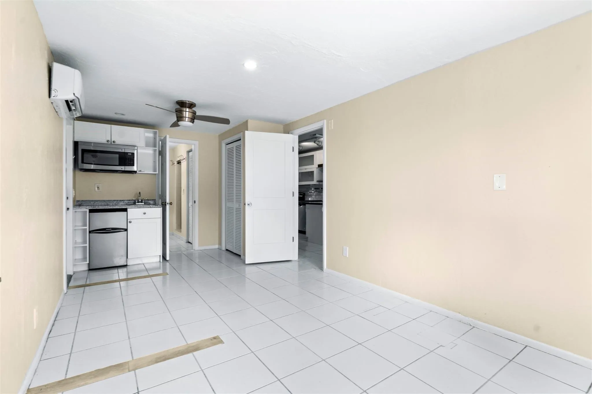 1415 NE 25th St