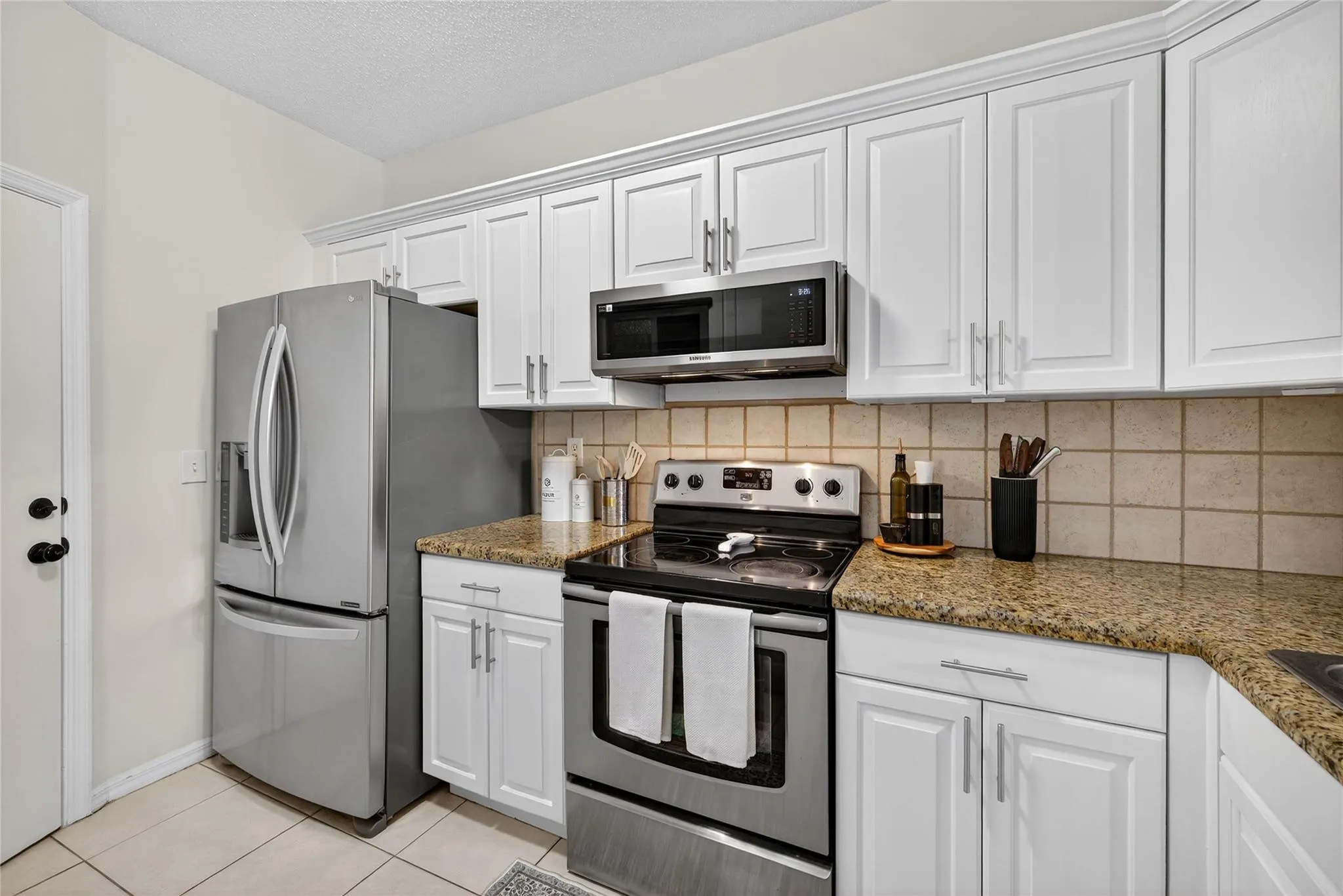 5046 Stagecoach Dr, #5046