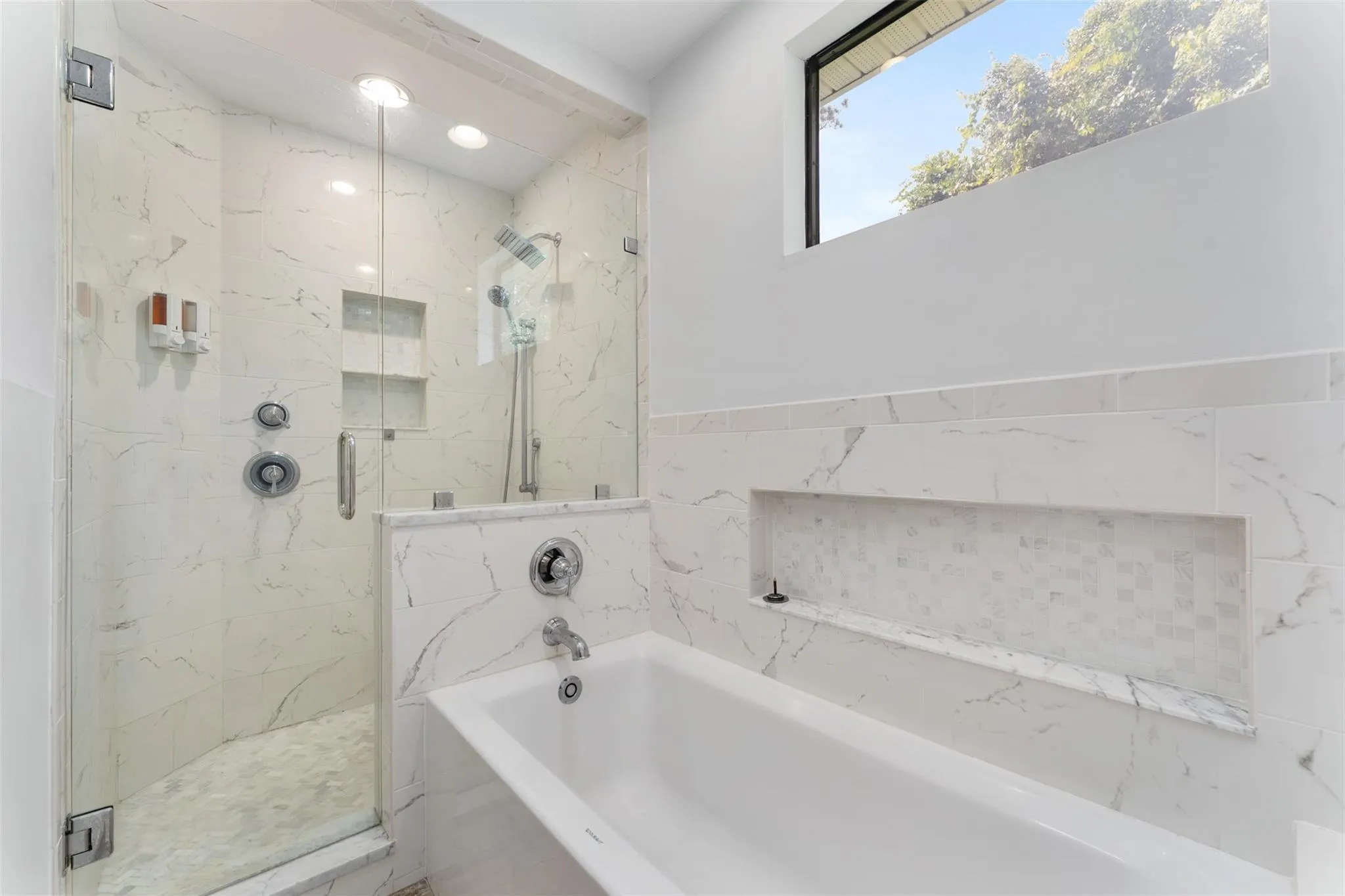 115 Flora Terrace