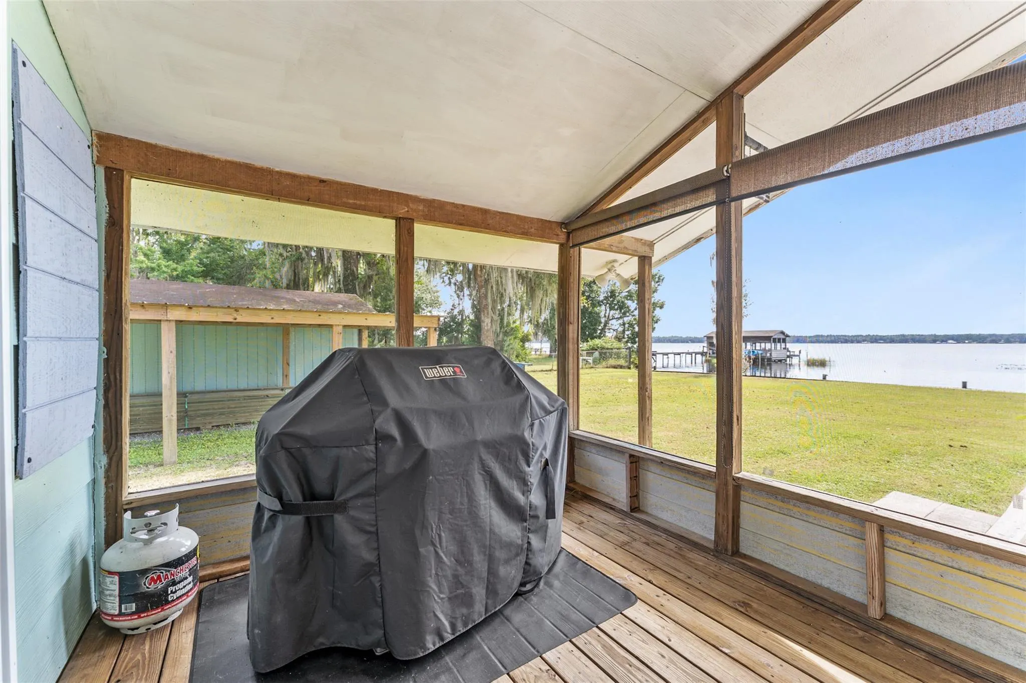 115 Flora Terrace