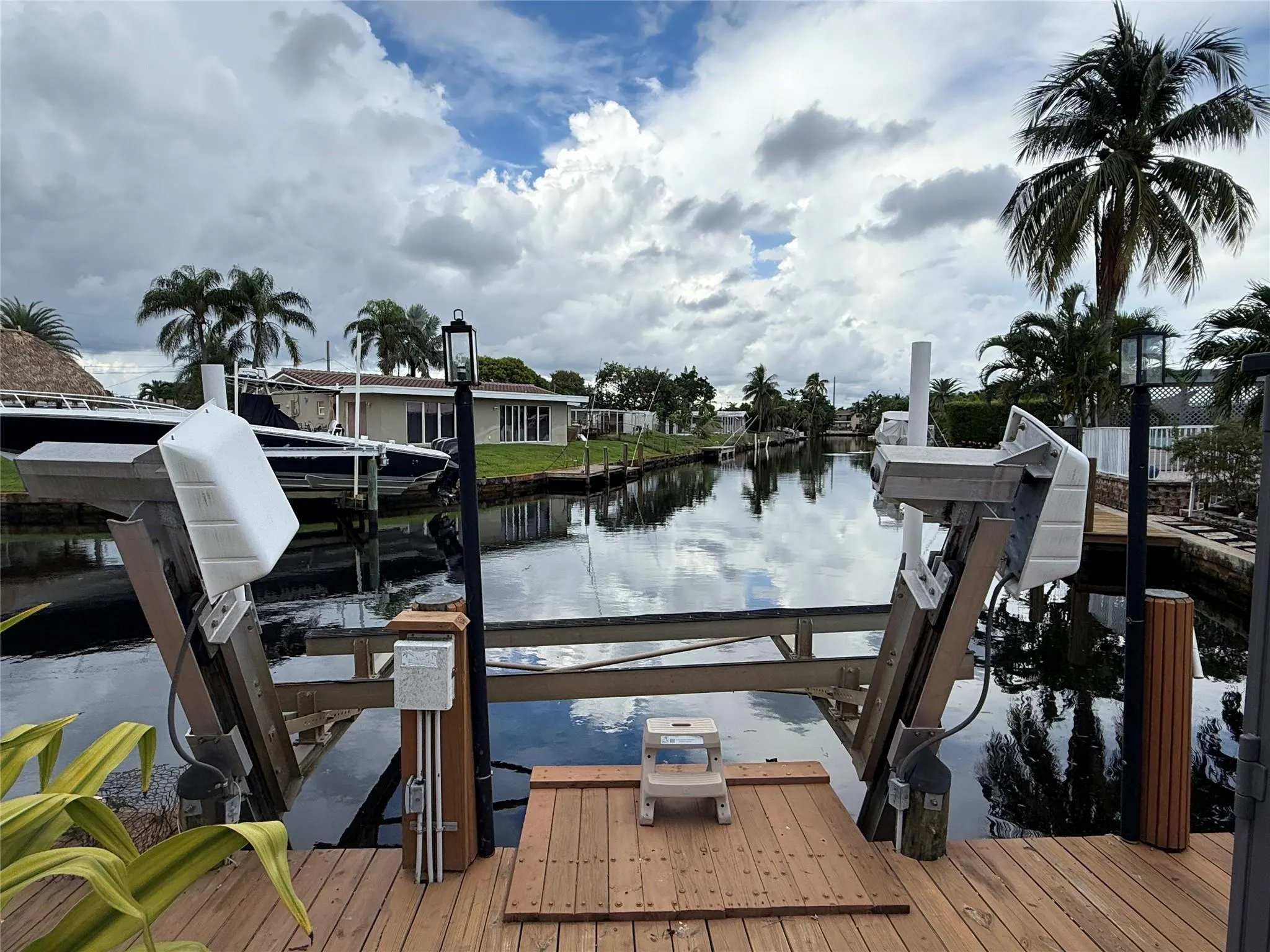 401 SW 18th St