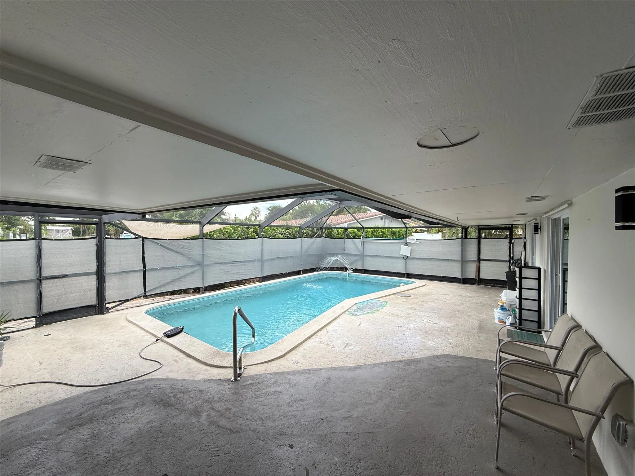 401 SW 18th St