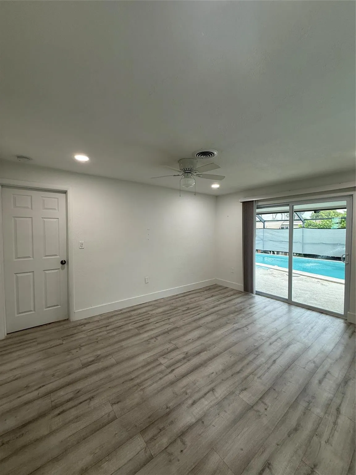 401 SW 18th St
