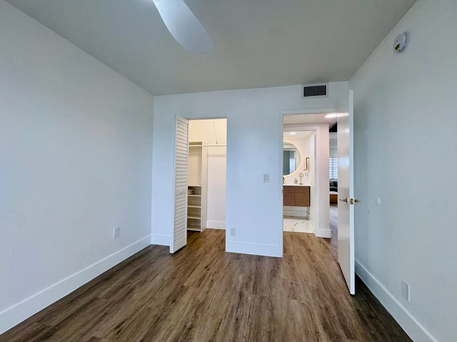 4046 HYTHE C, #4046
