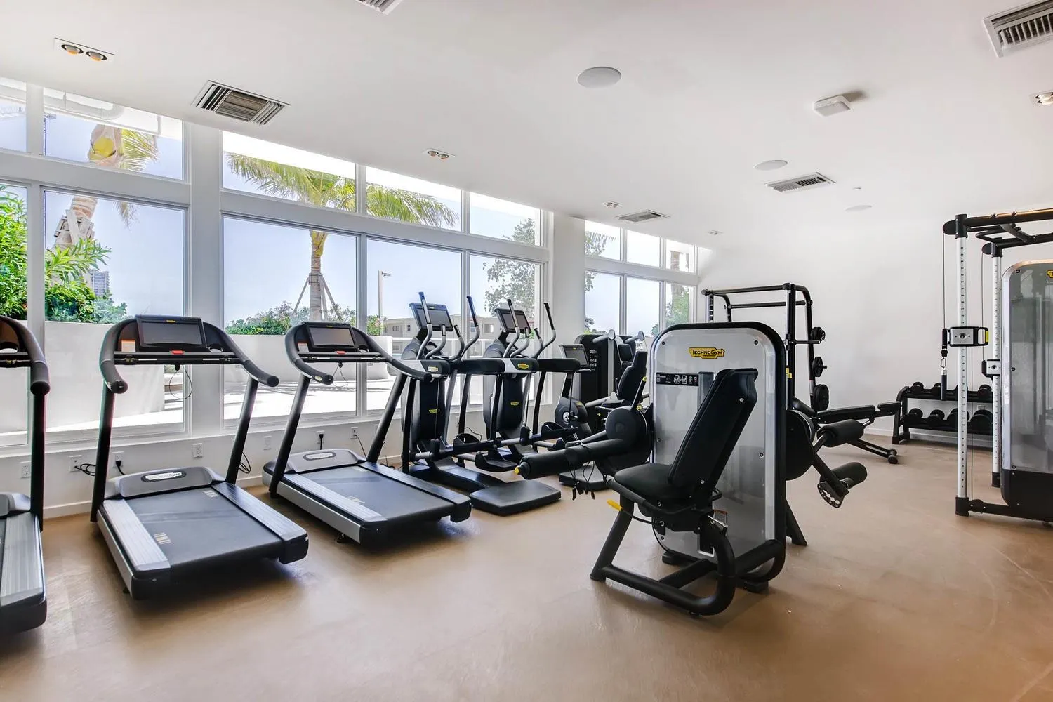 401 N Birch Road, #PH-1215