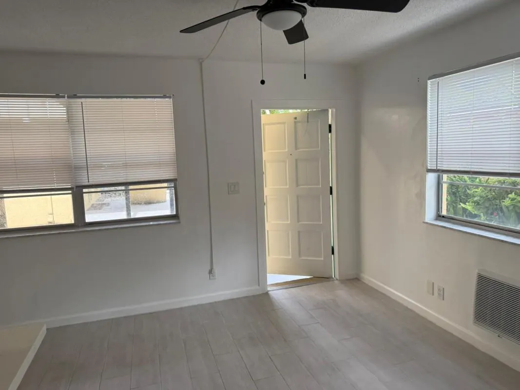 622 NE 14th Ave, #1