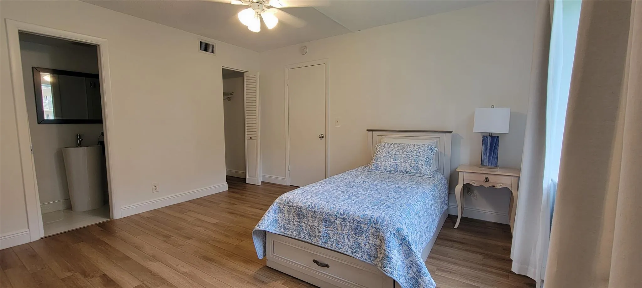 207 Tropic Isle Dr, #111