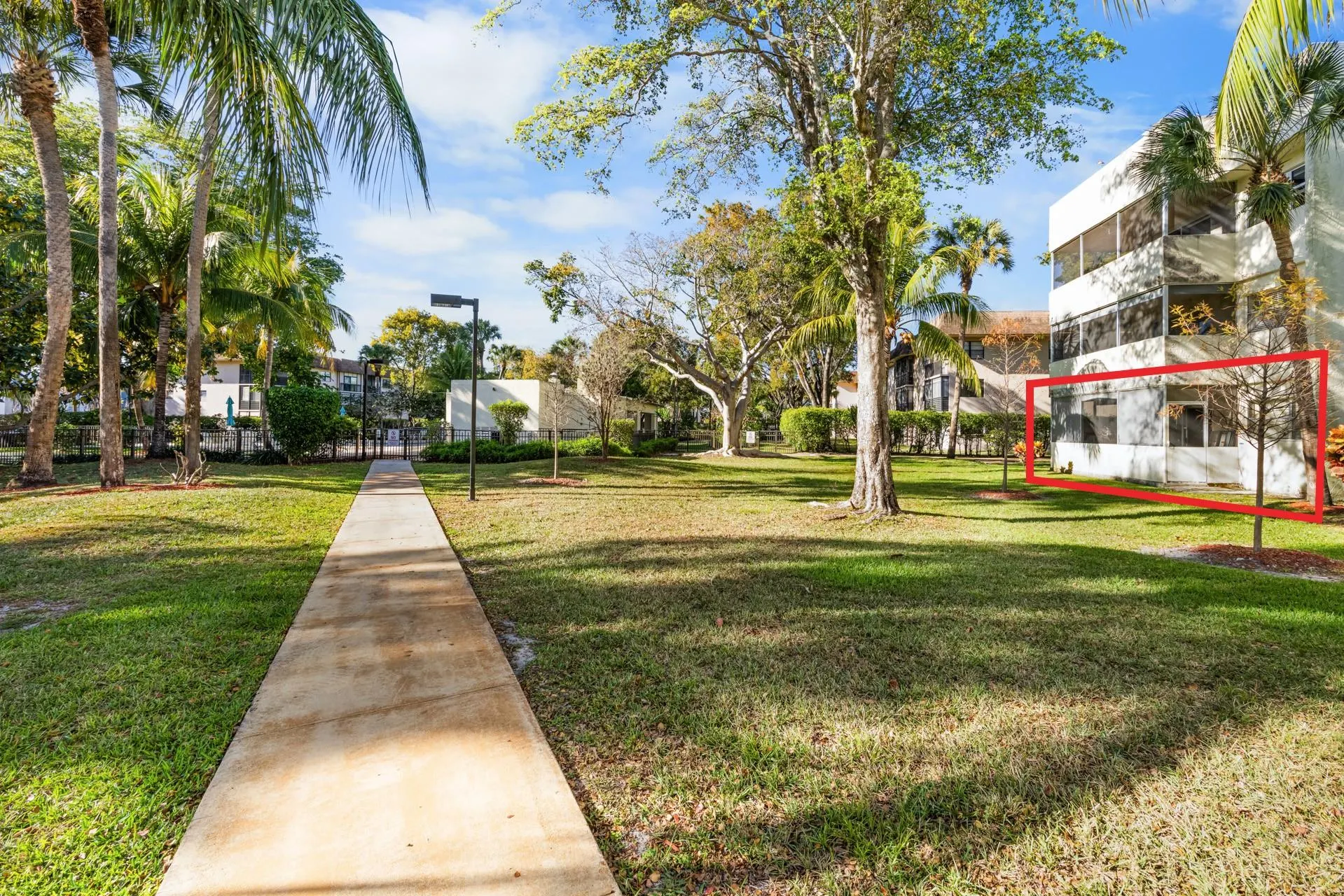 6075 N Sabal Palm Blvd, #114