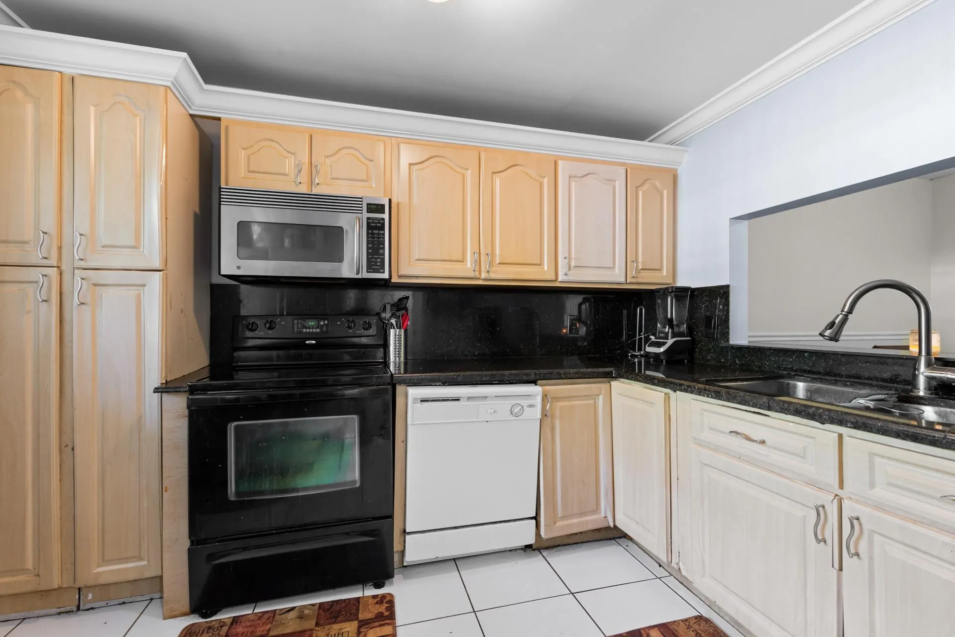 6075 N Sabal Palm Blvd, #114