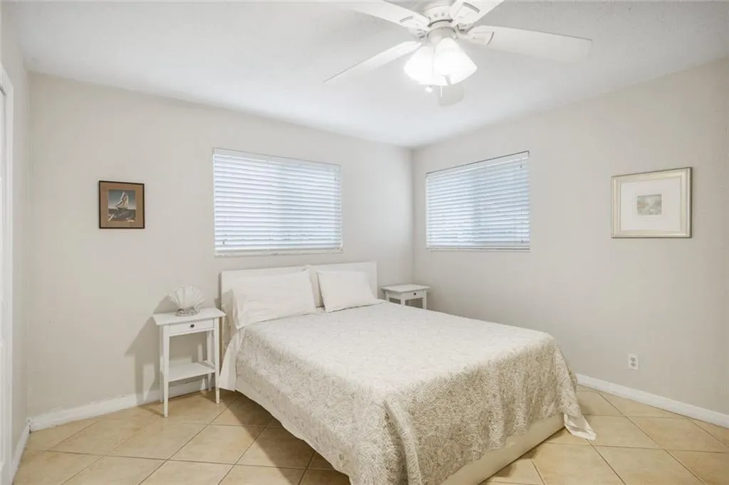 922 Orange Isle
