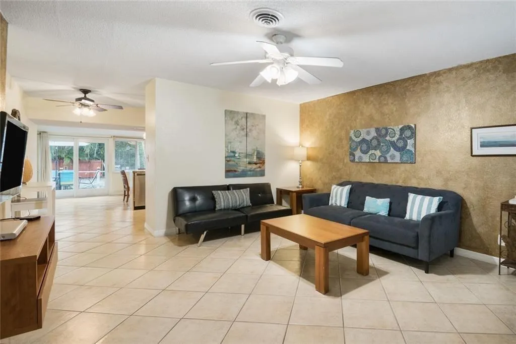 922 Orange Isle