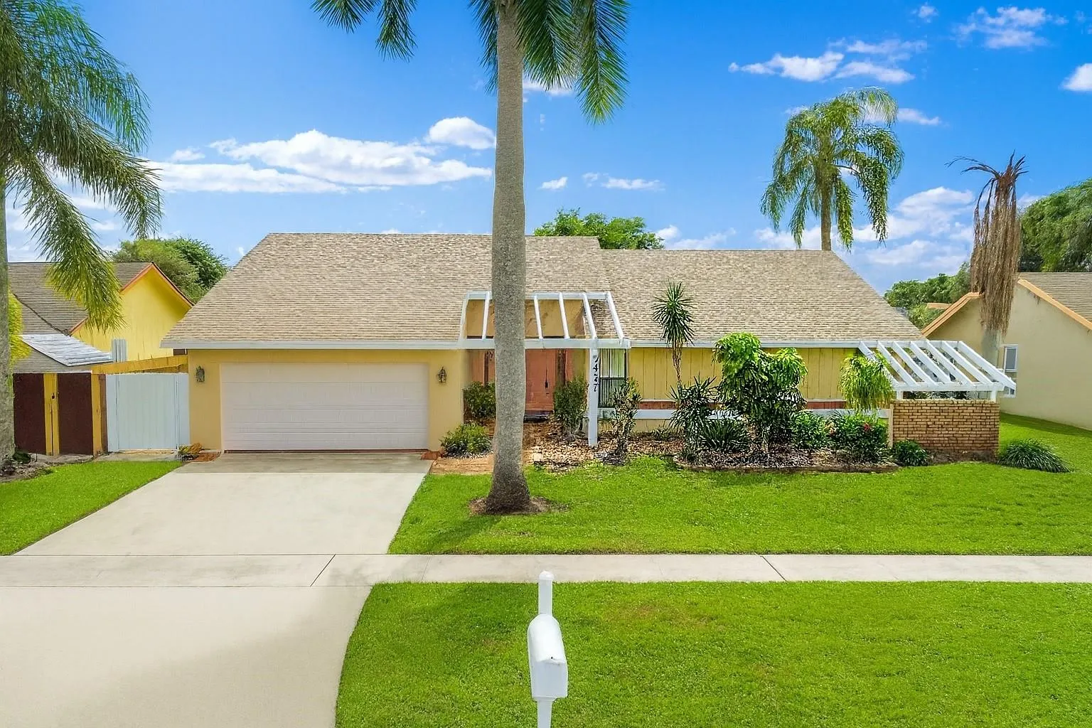 9477 Burlington Pl
