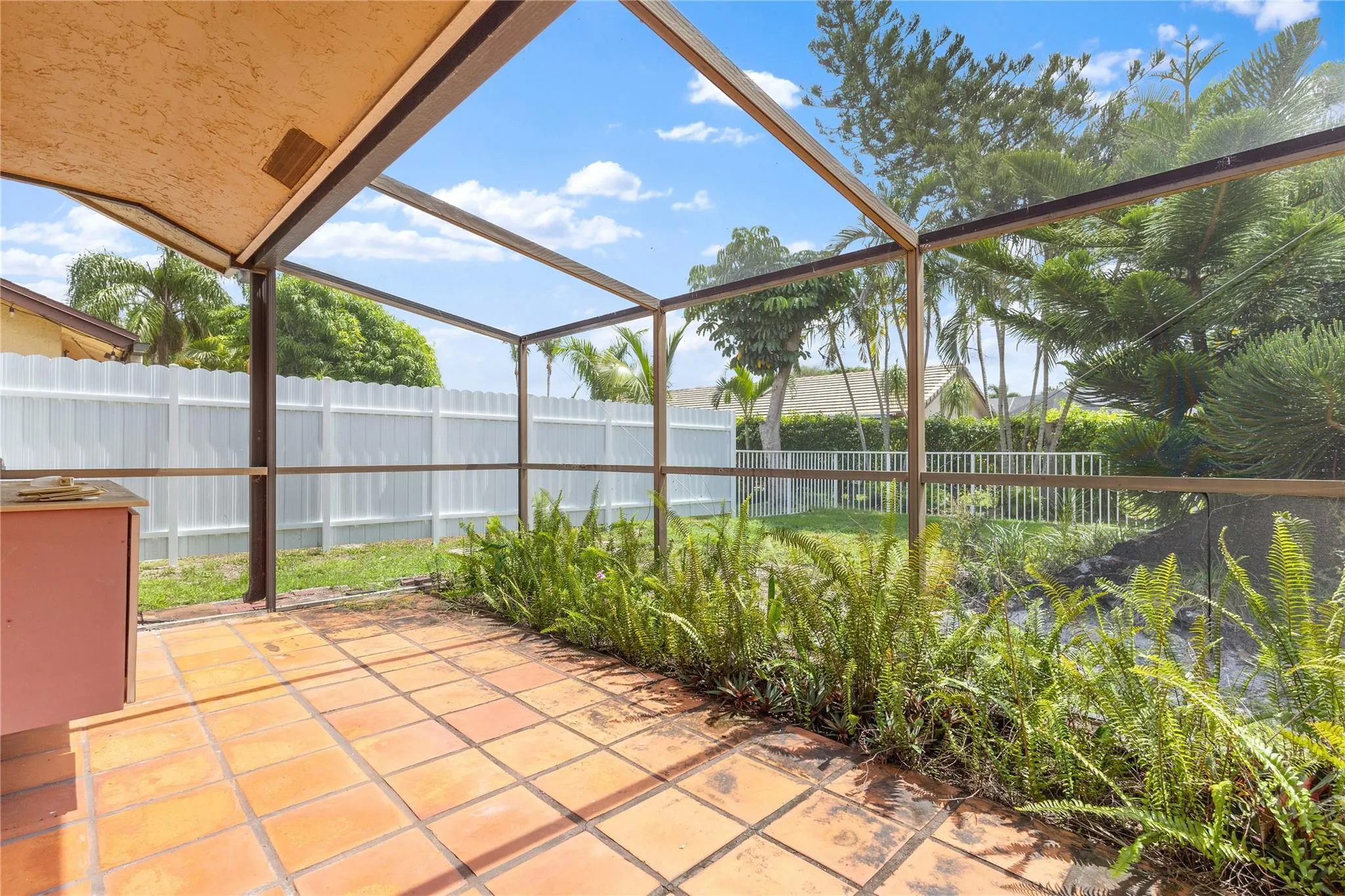 9477 Burlington Pl