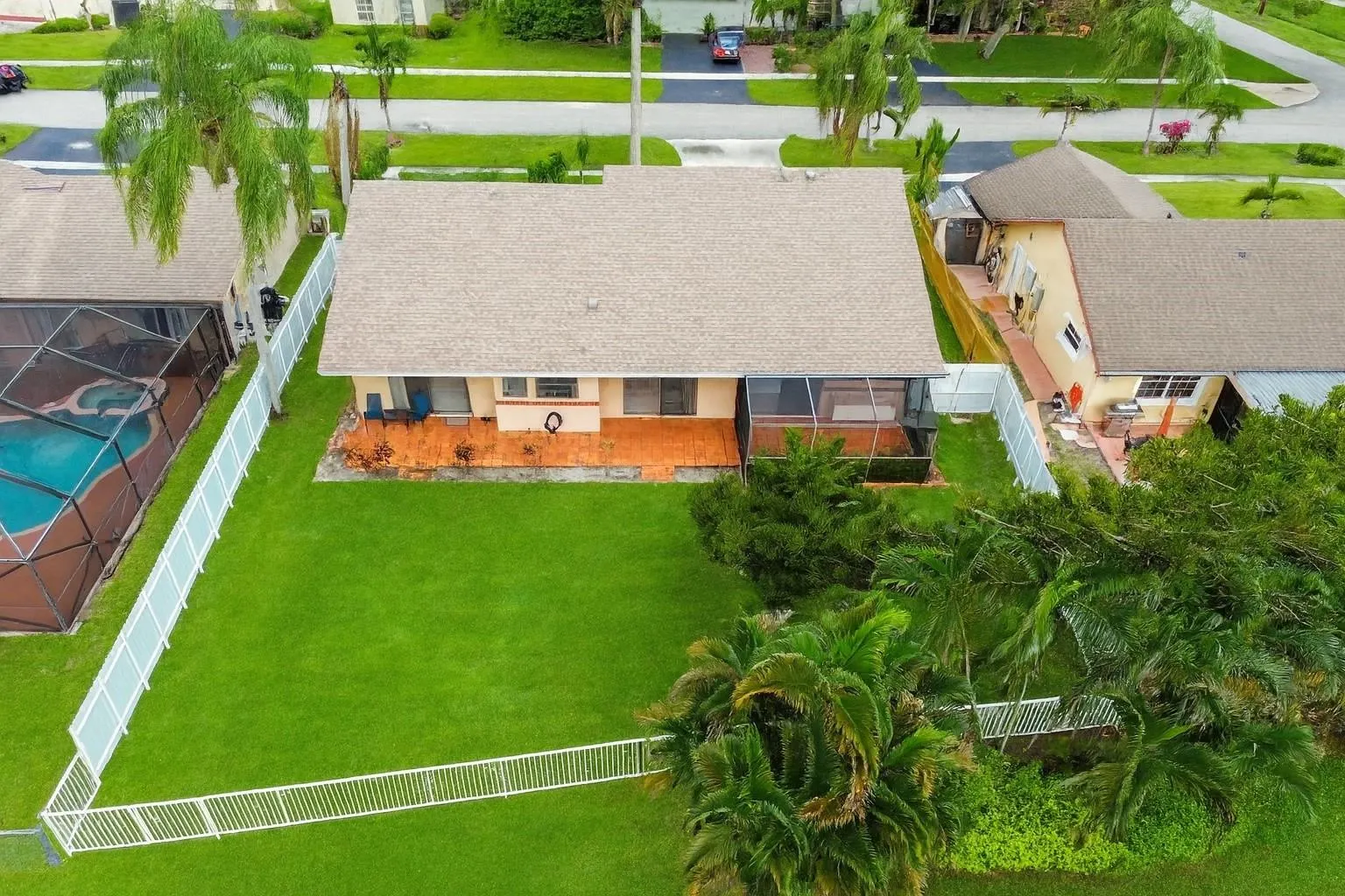 9477 Burlington Pl