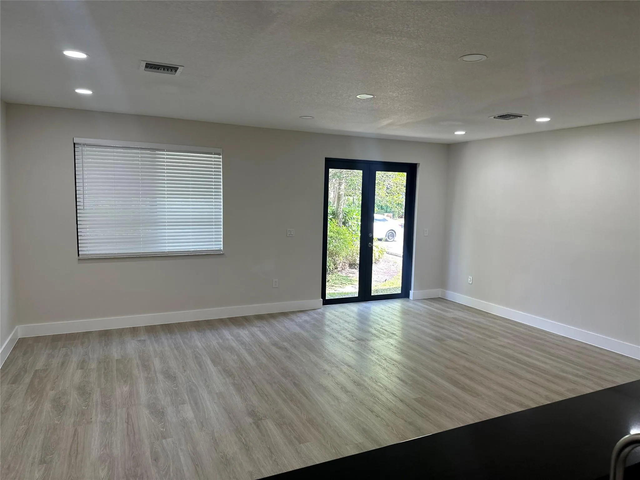 3240 SW 16th Ter