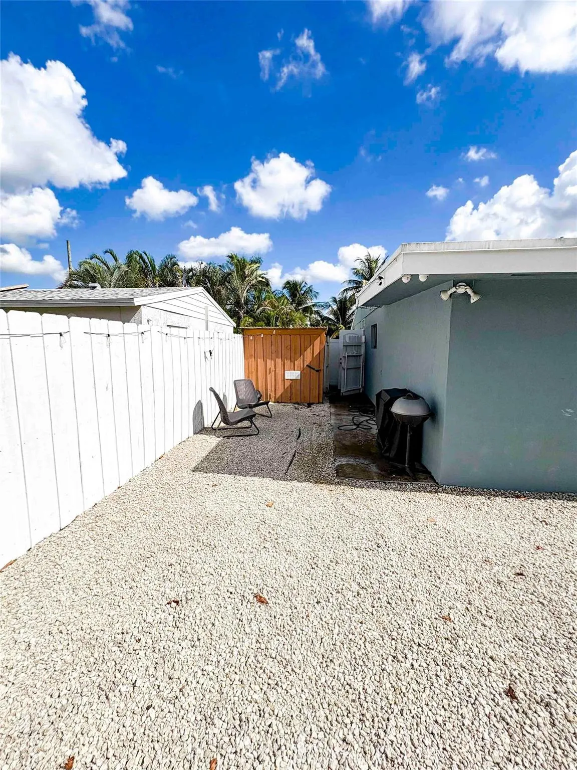4610 SW 24th St