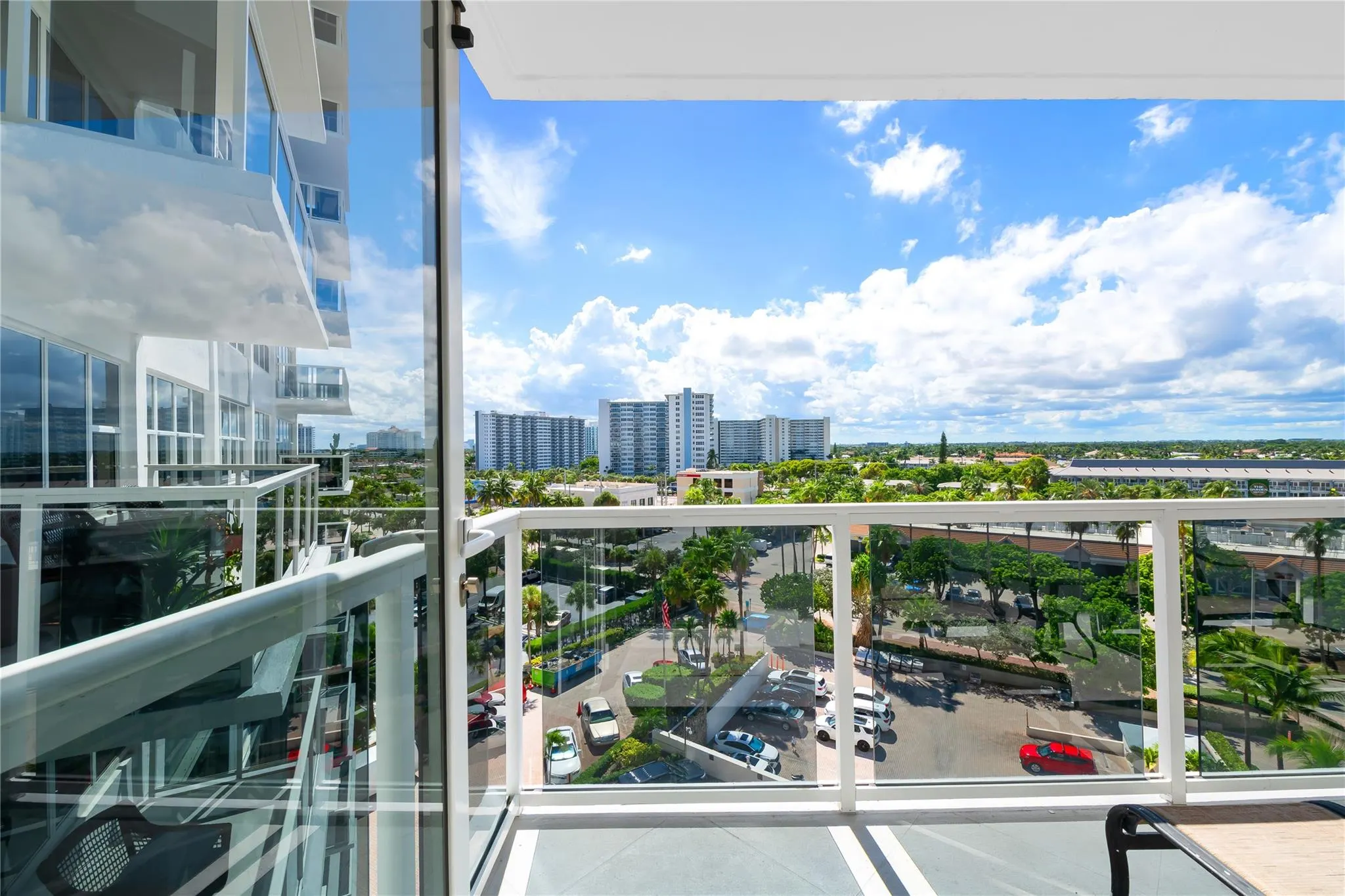 3700 Galt Ocean Dr, #714
