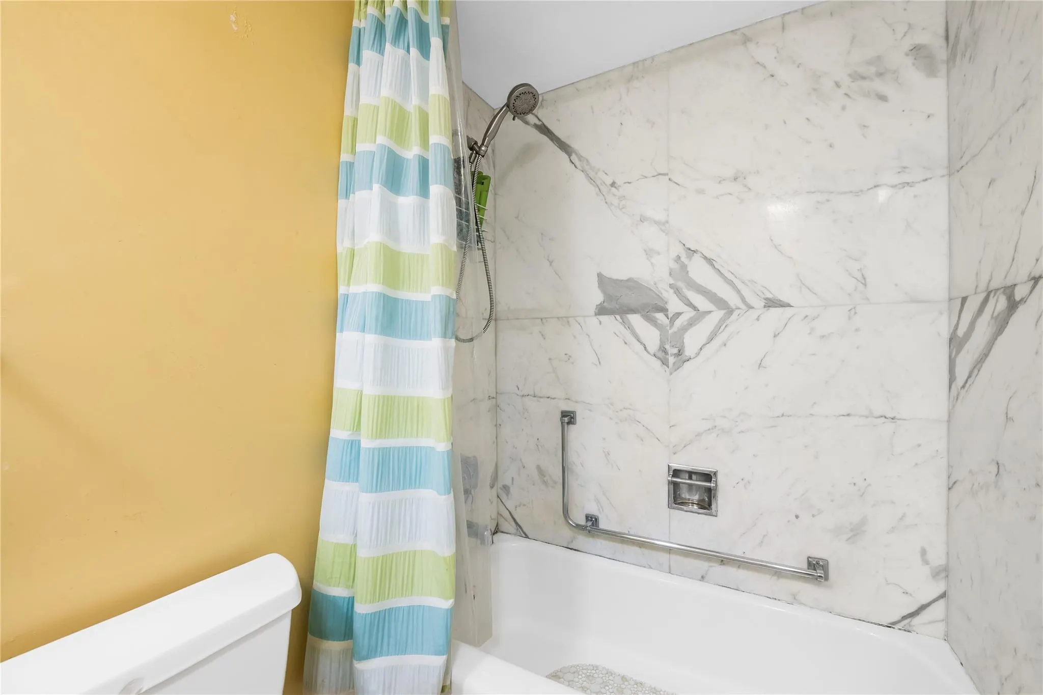 3700 Galt Ocean Dr, #714