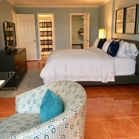 1000 Spanish River Road, #3G