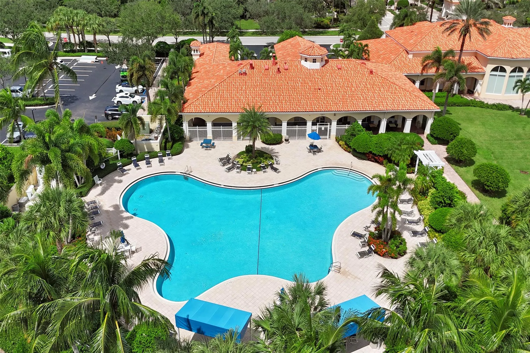 8168 Montserrat Pl