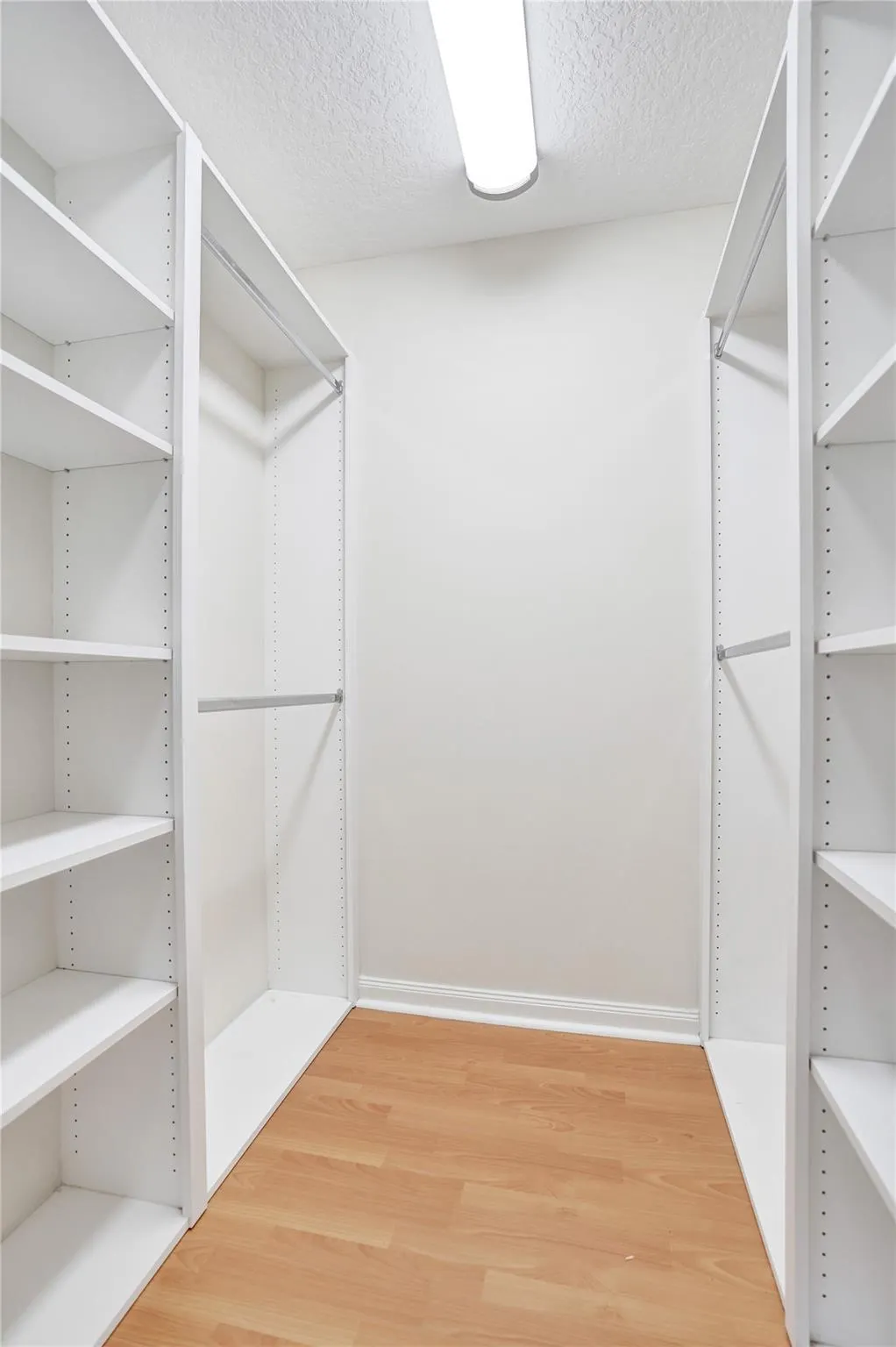 8168 Montserrat Pl