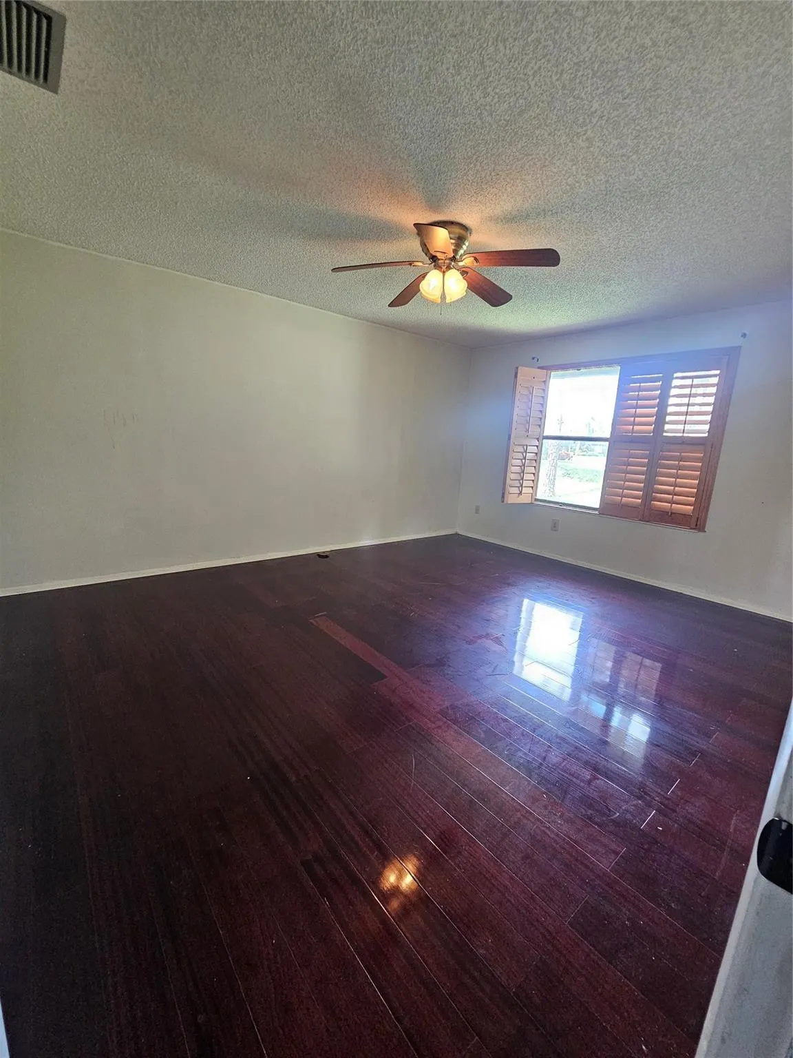 263 Deerfield Ct