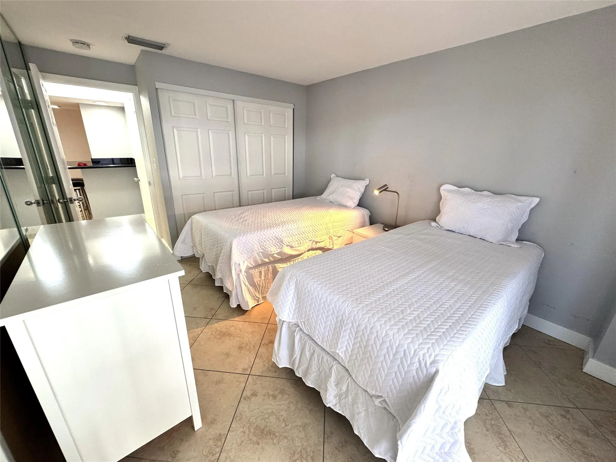 9195 Collins Ave, #PH4