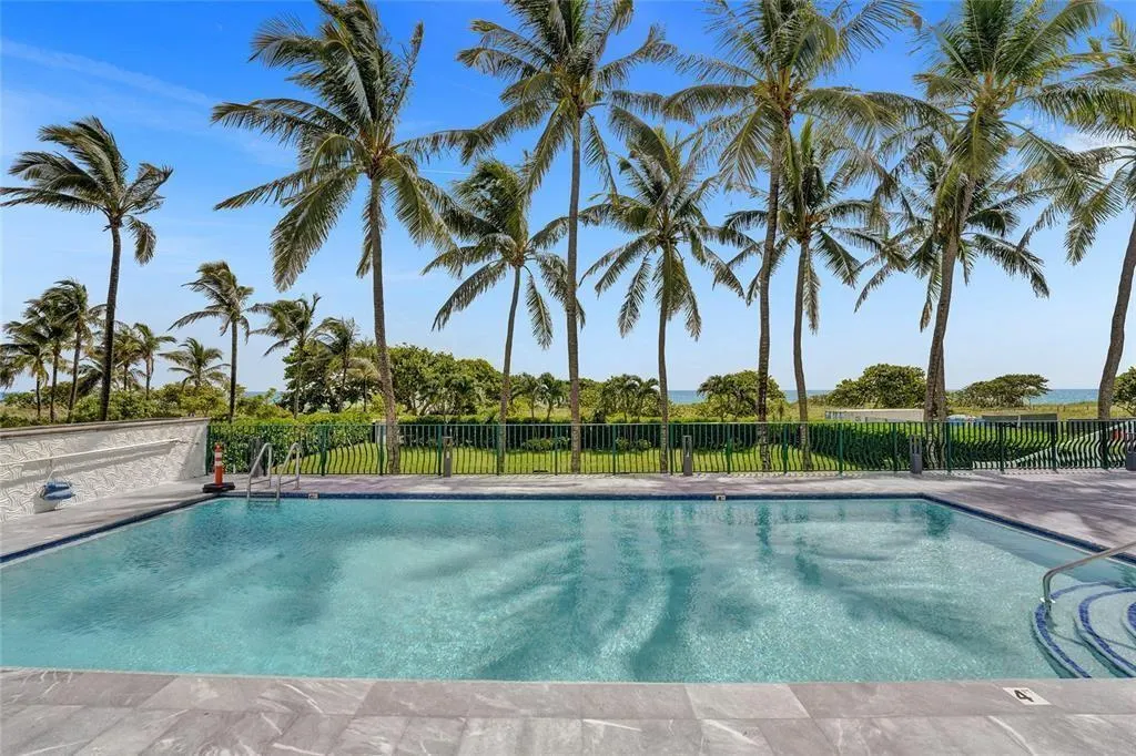 9195 Collins Ave, #PH4