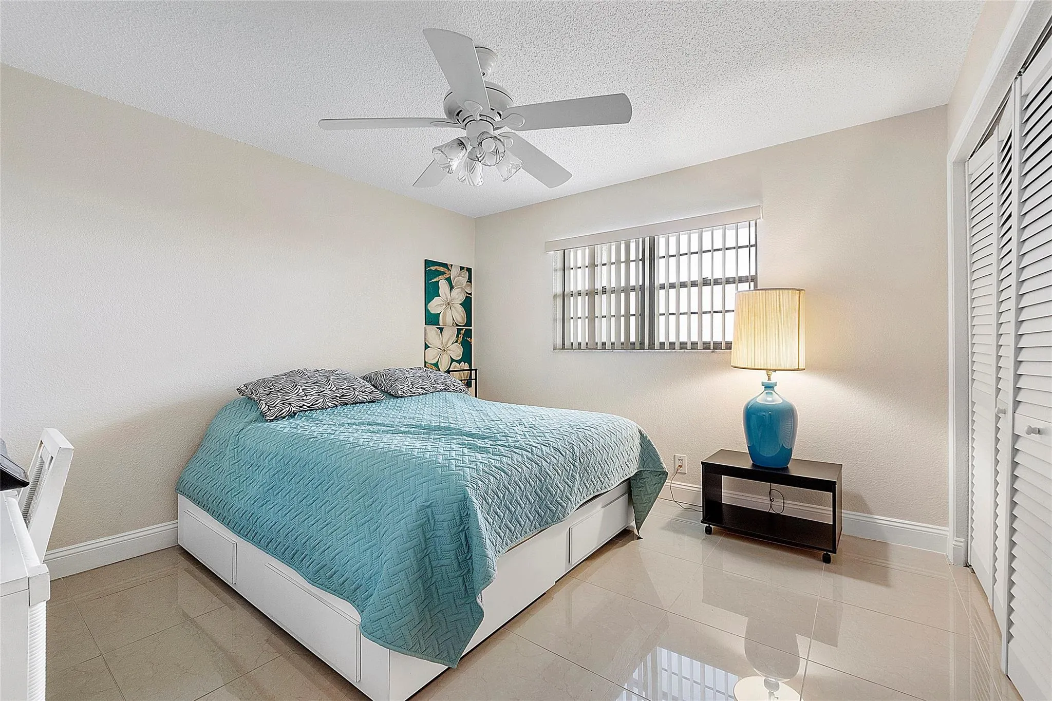 5860 NW 44th St, #706
